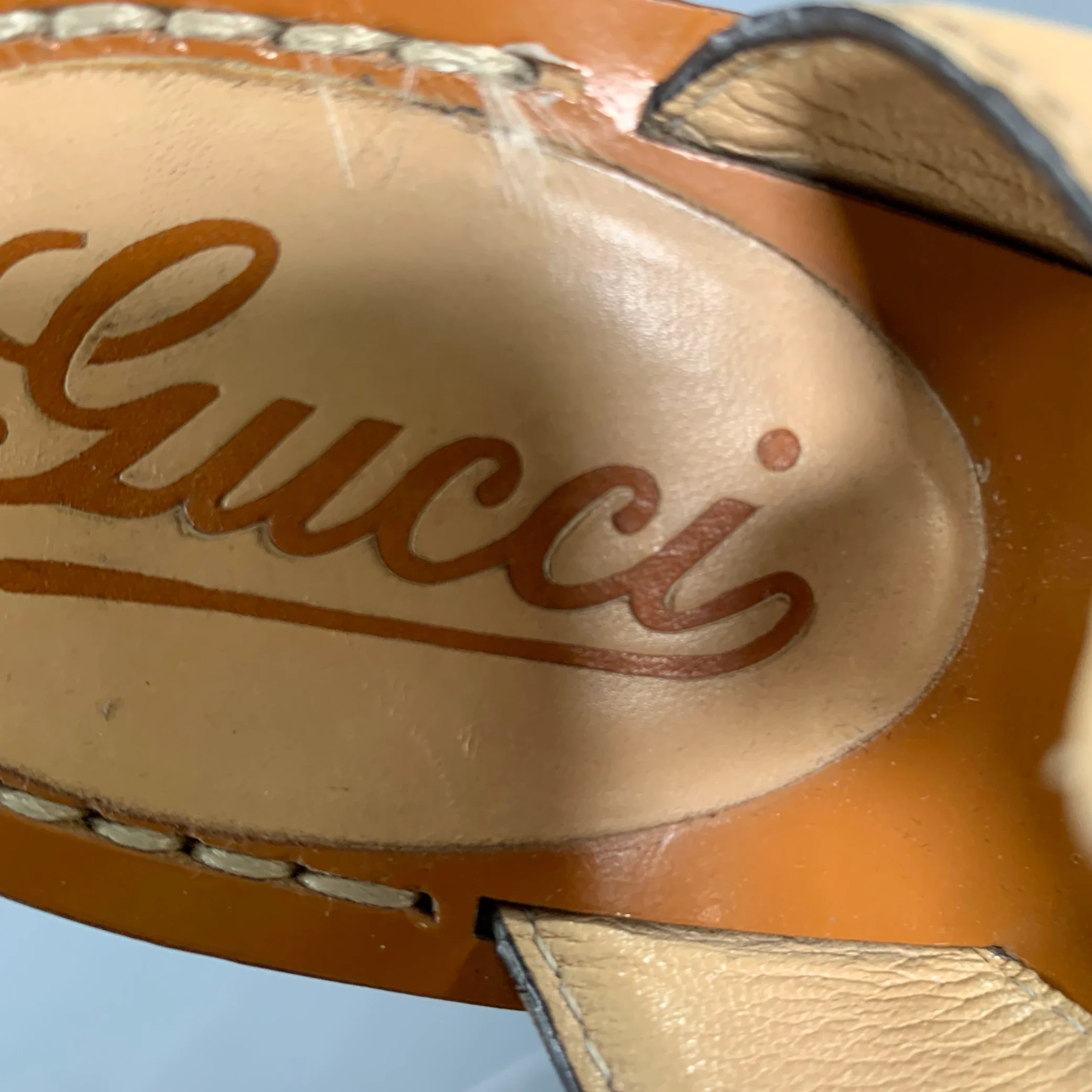GUCCI Size 8.5 Tan Brown Leather Logo Kitten Heel Sandals - Image 8