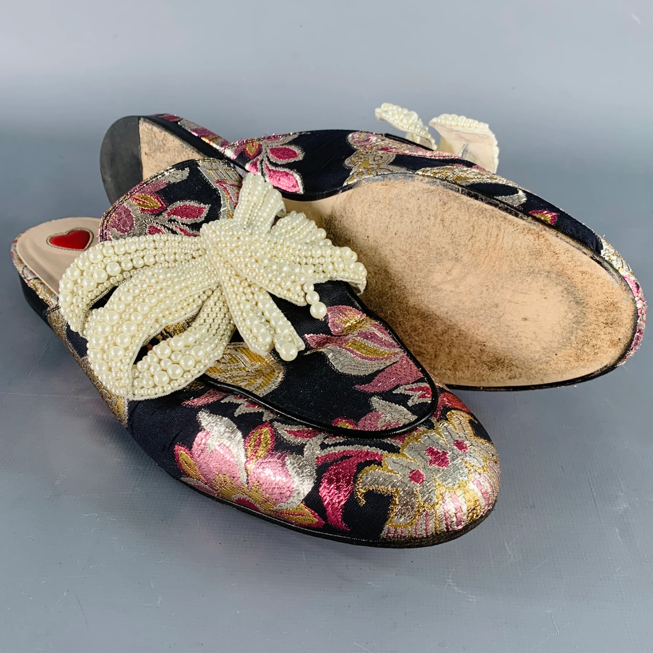 GUCCI Size 9.5 Princetown Black Multi Color Faux Pearl Bows Slip On Flats - Image 5