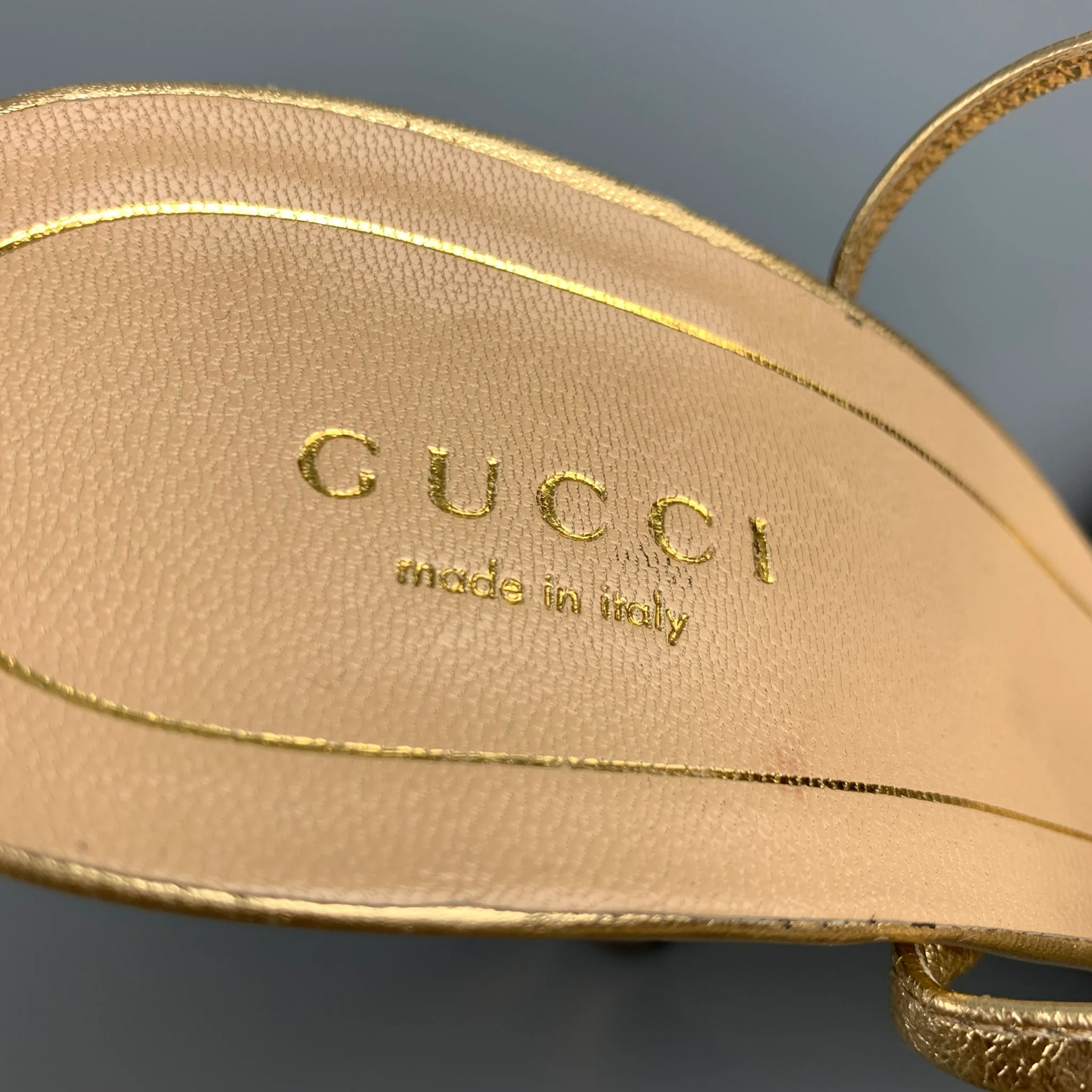 GUCCI Size 9 Gold Leather Ankle Strap Sandals - Image 10