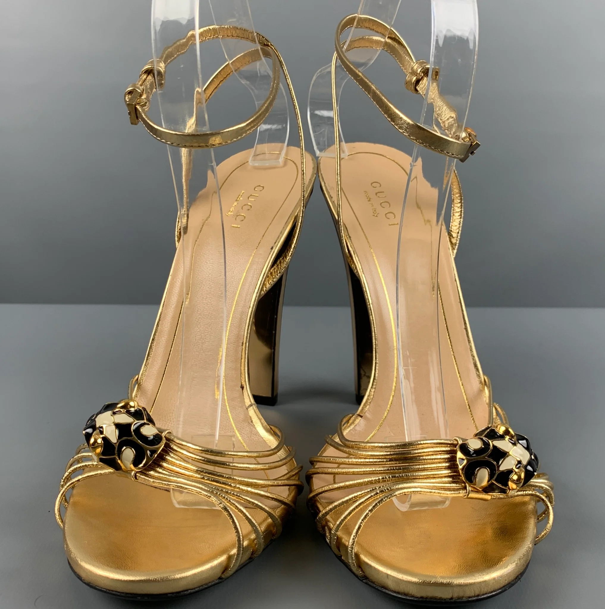 GUCCI Size 9 Gold Leather Ankle Strap Sandals - Image 7