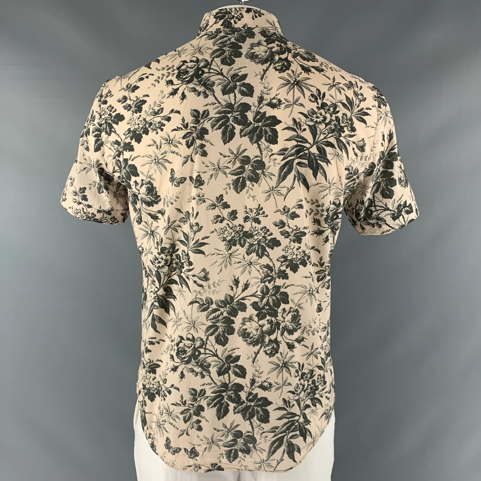 GUCCI Size L Cream Black Floral Short Sleeve Shirt - Image 4