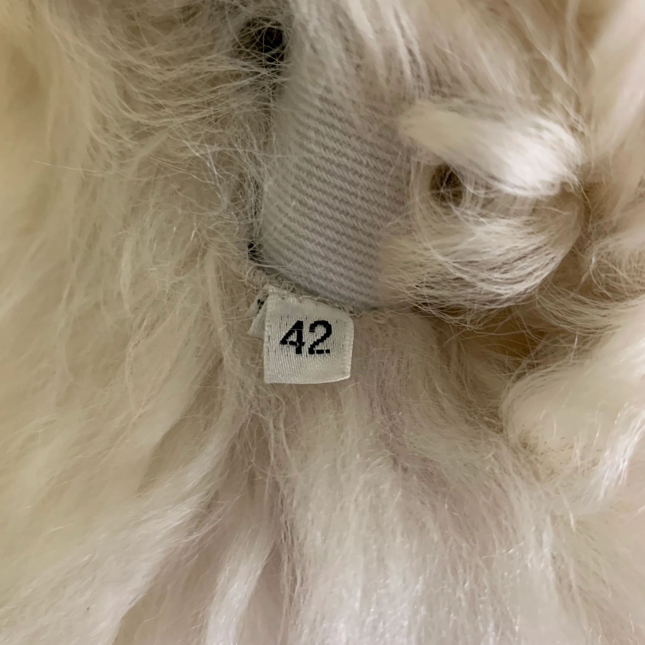 GUCCI FW 2001 by Tom Ford Size S Cream Fur Lined Cotton Jacket - Image 13