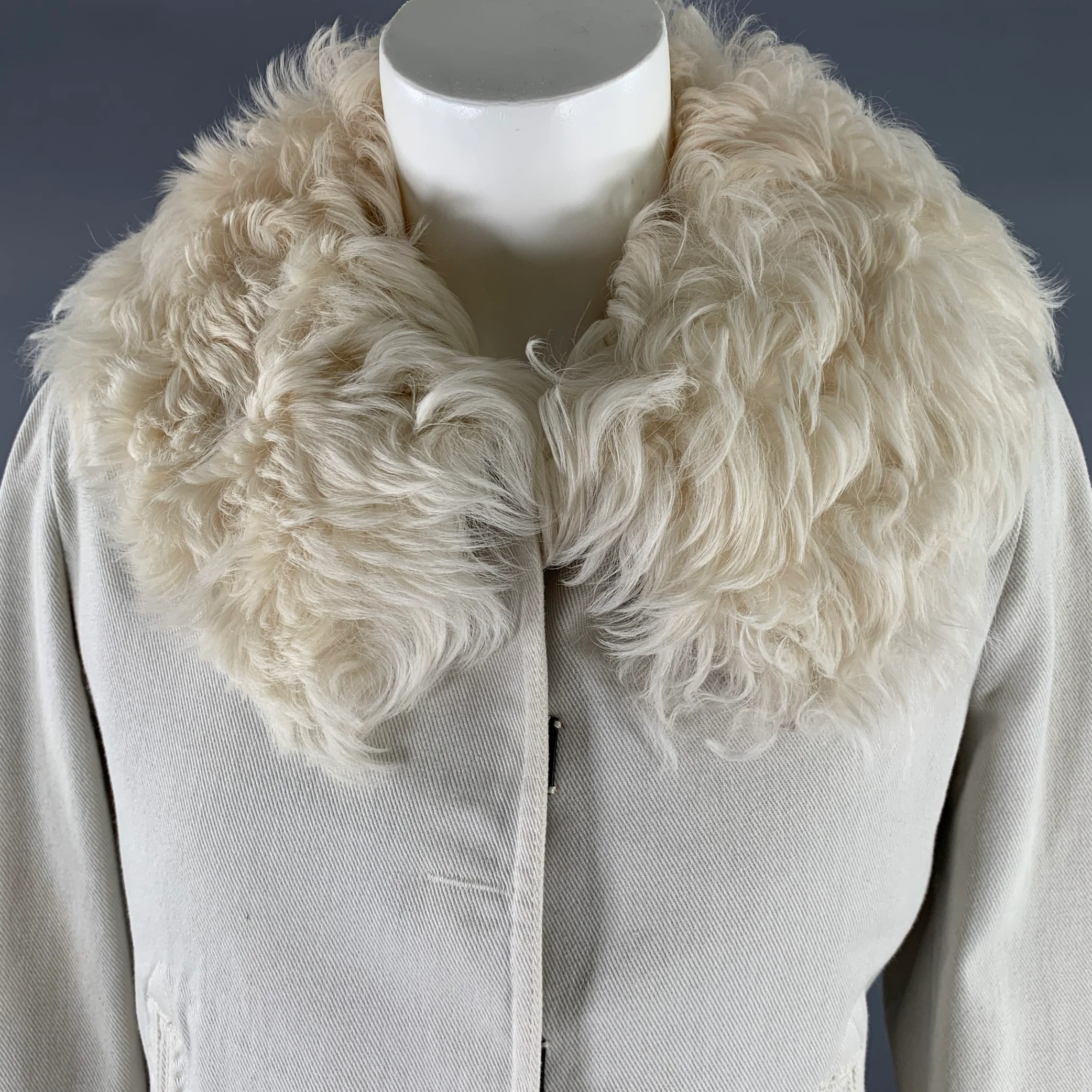 GUCCI FW 2001 by Tom Ford Size S Cream Fur Lined Cotton Jacket - Image 3
