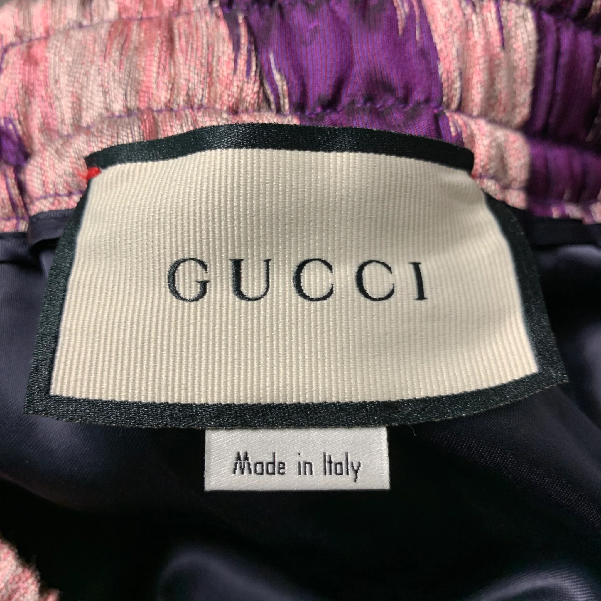 GUCCI Size S Purple Pink Abstract Silk Blend Joggers Shorts - Image 4