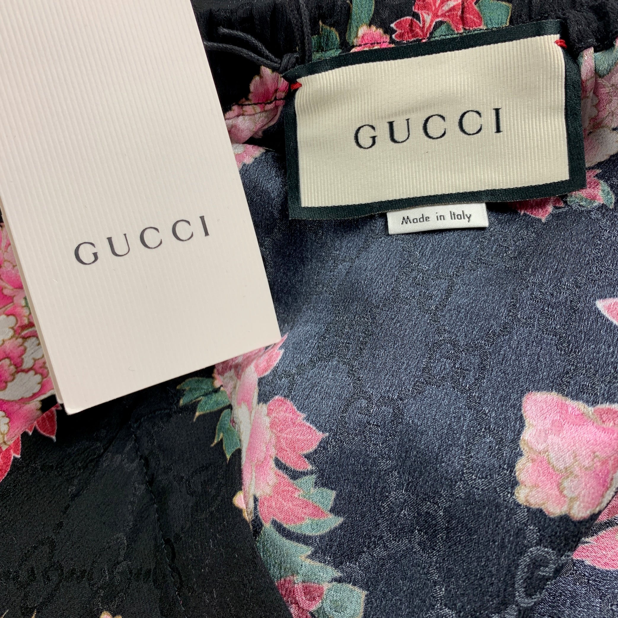 GUCCI Size XS Black Pink Floral Silk Flat Front Shorts - Image 6