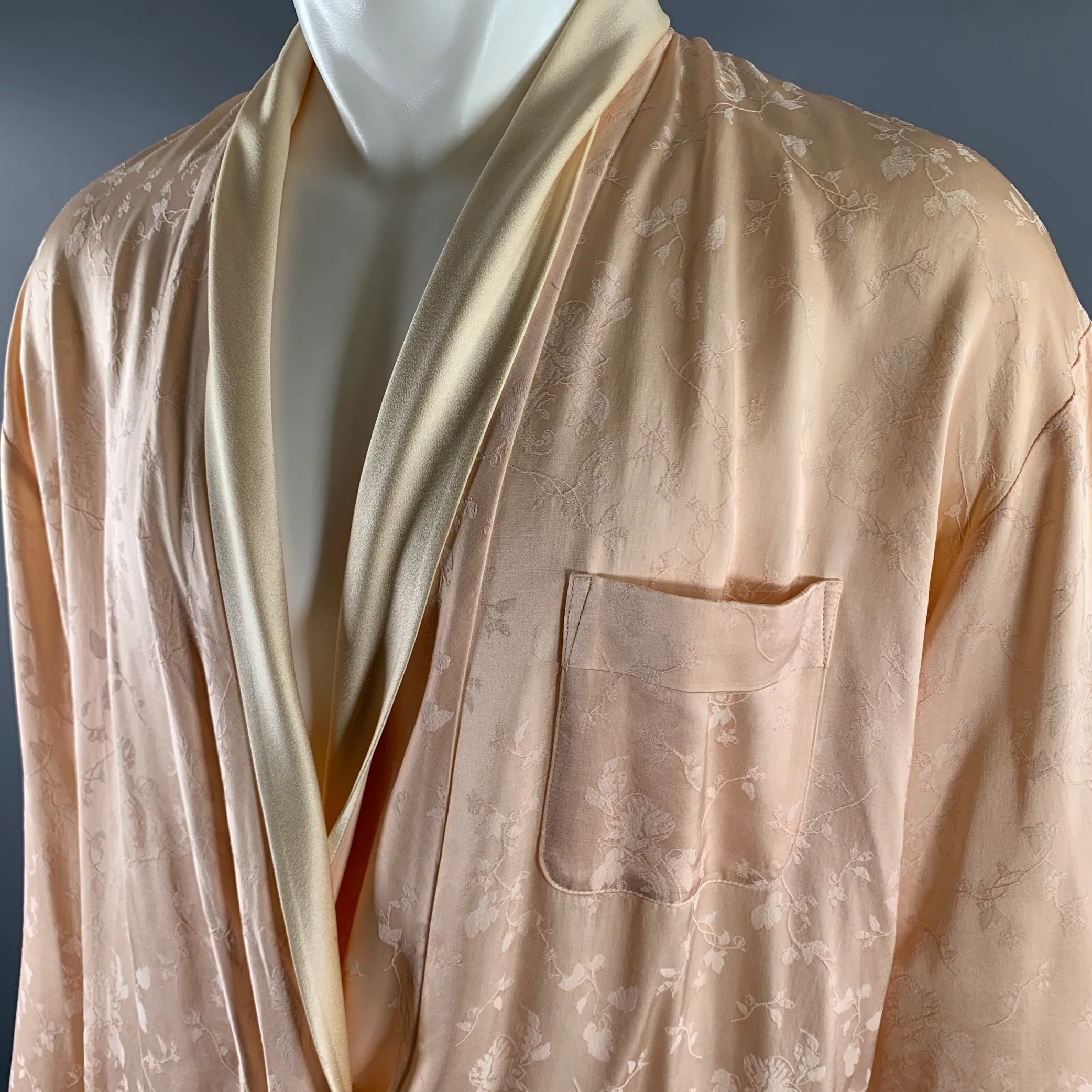 HAIDER ACKERMANN Size L Pink Floral Cupro Rayon Robe - Image 3