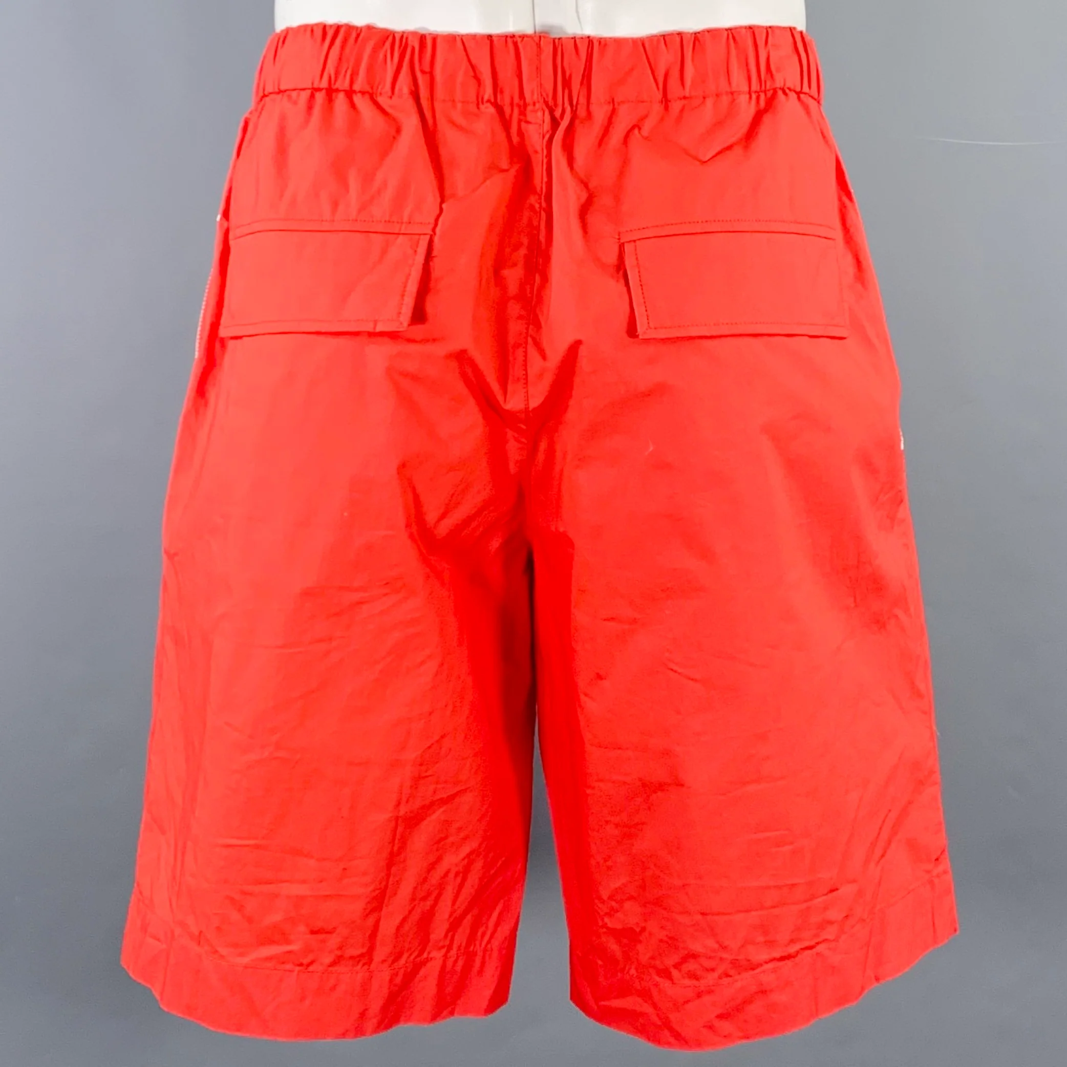 HELMUT LANG Size L Red Cotton Zip Pockets Shorts - Image 2