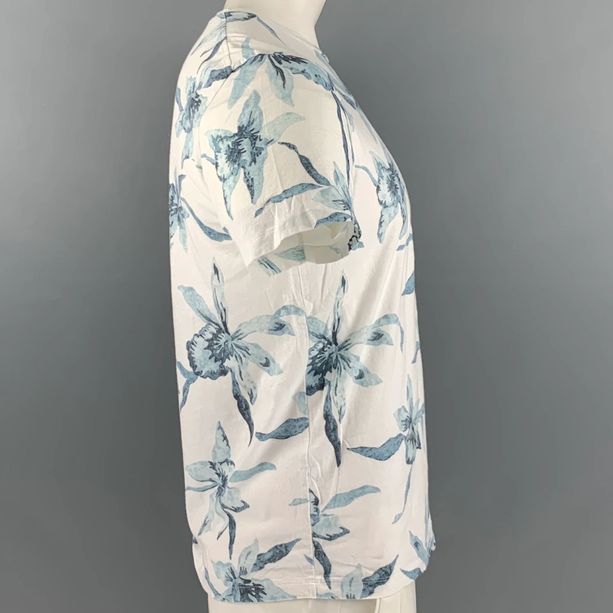 HENTSCH MAN Size L White Navy Floral Cotton Crew Neck T-shirt - Image 3