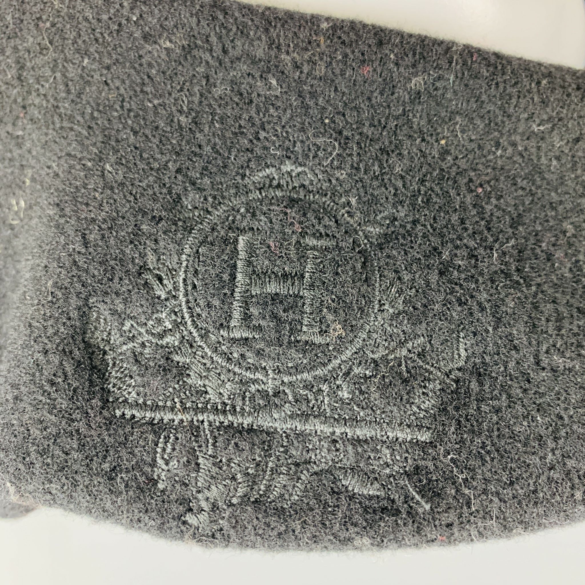HERMES Black Embroidered Wool Hats - Image 6