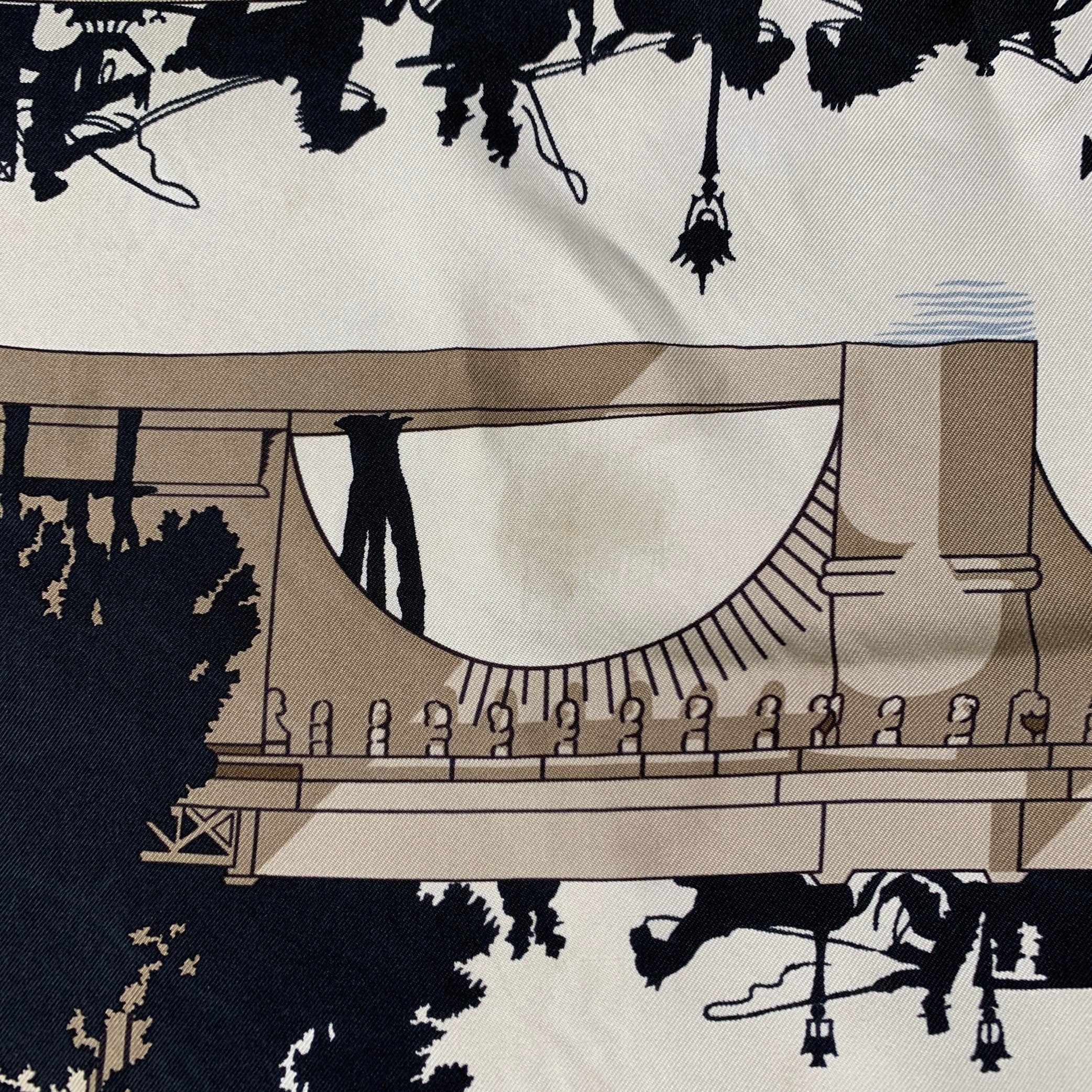 HERMES Black Tan Silk Scarves & Shawls - Image 8