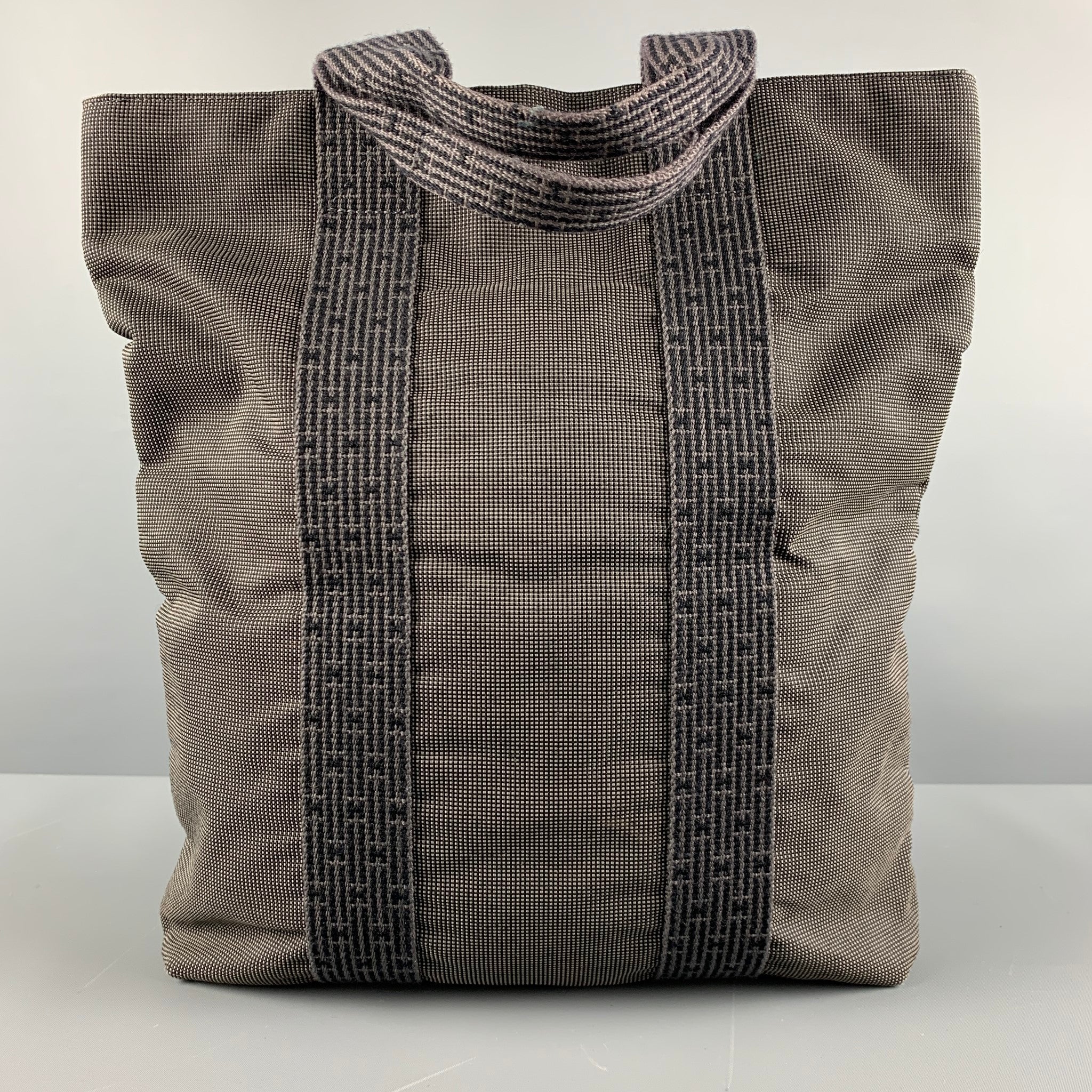 HERMES Black Taupe Nailhead Polyamide Blend Bags - Image 3