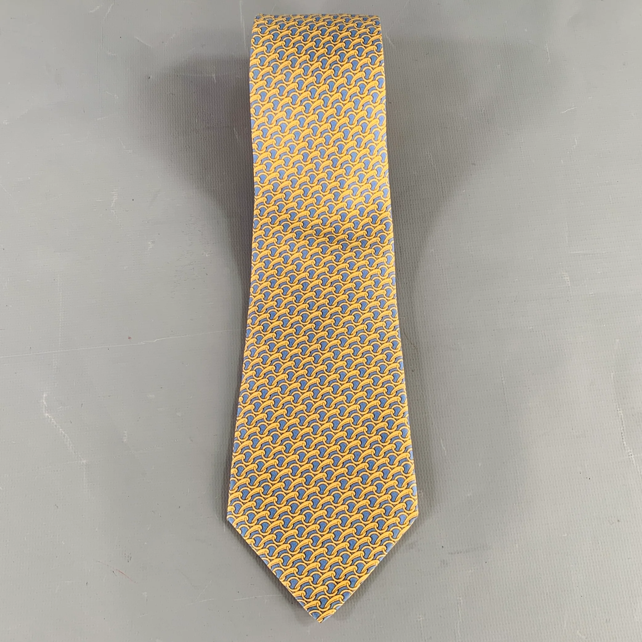 HERMES Blue Yellow Chain Link Silk Tie - Image 2