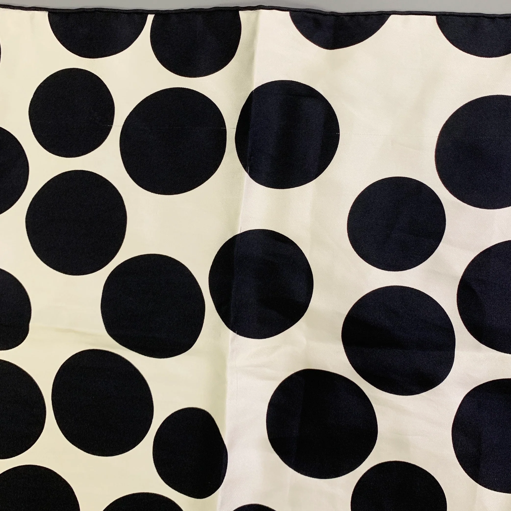 HERMES Purple Black White Two Tone Polka Dot Silk Twill Scarf - Image 5