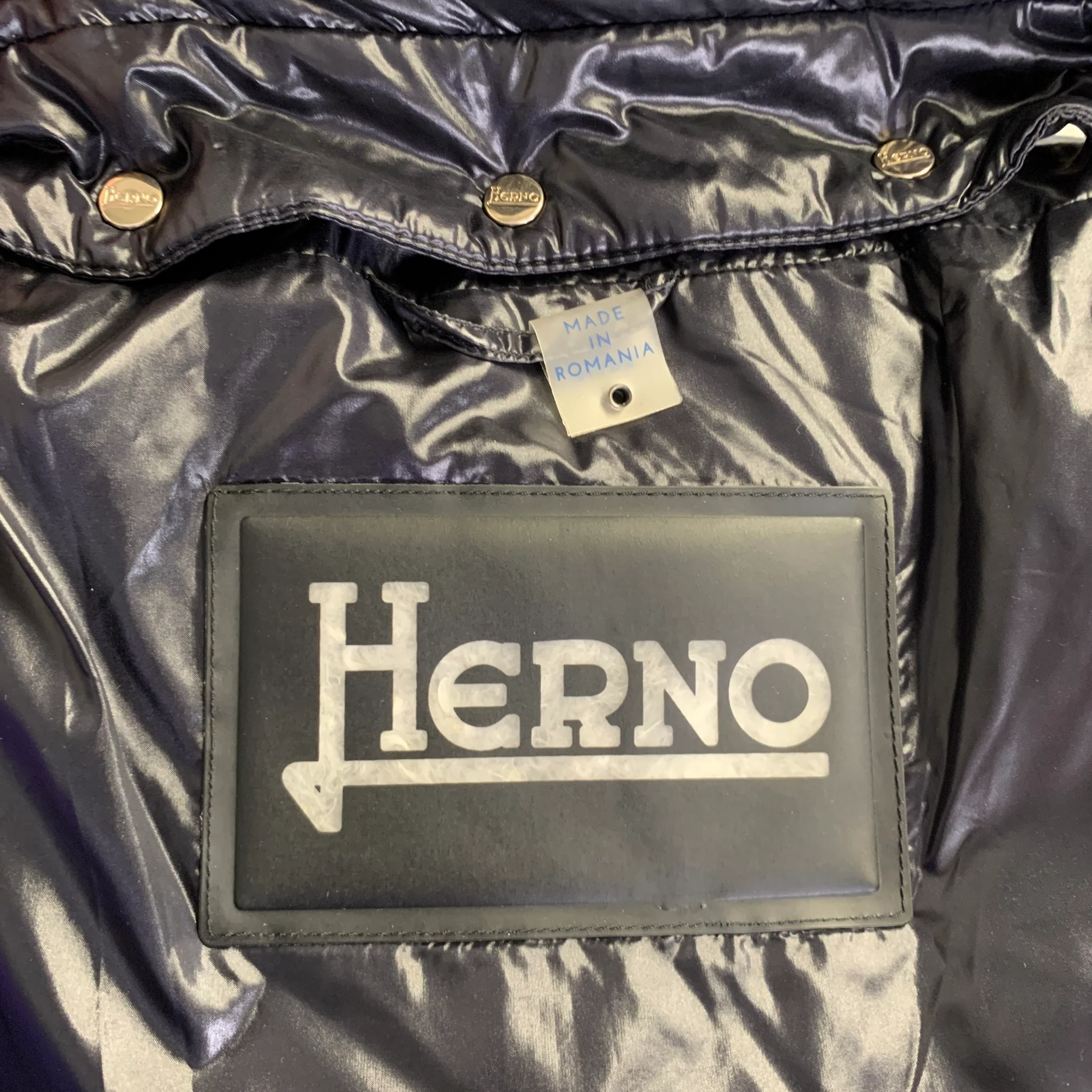 HERNO Size 6 Black Nylon Padded Hooded Jacket - Image 5