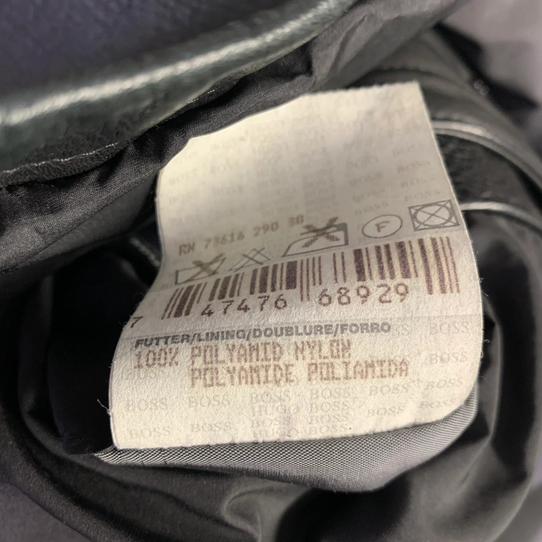 HUGO BOSS Size 44 Crape Black Leather Single Breasted Coat - Image 7