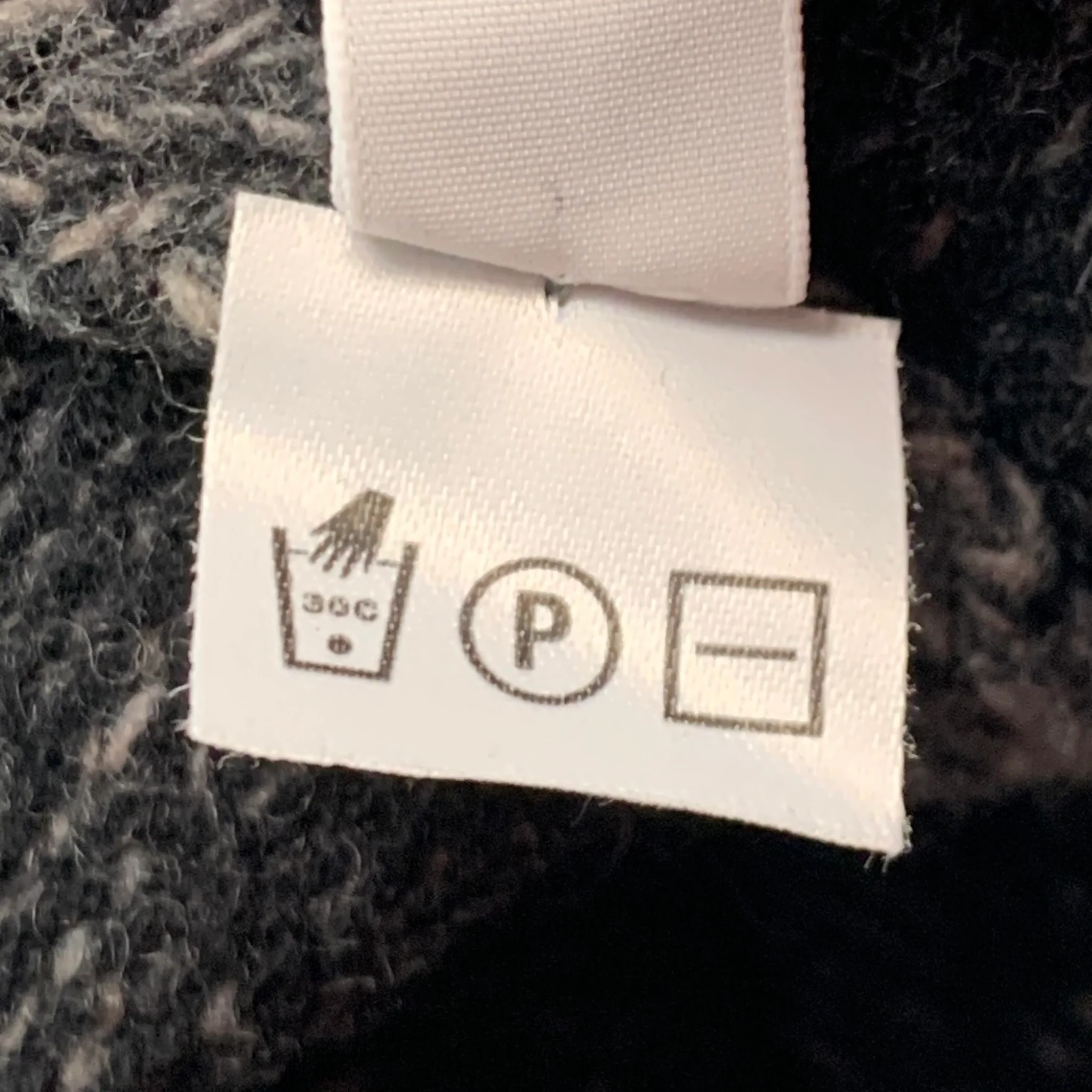 INIS MEAIN Size L Grey Black Knitted Wool Cashmere Buttoned Coat - Image 7