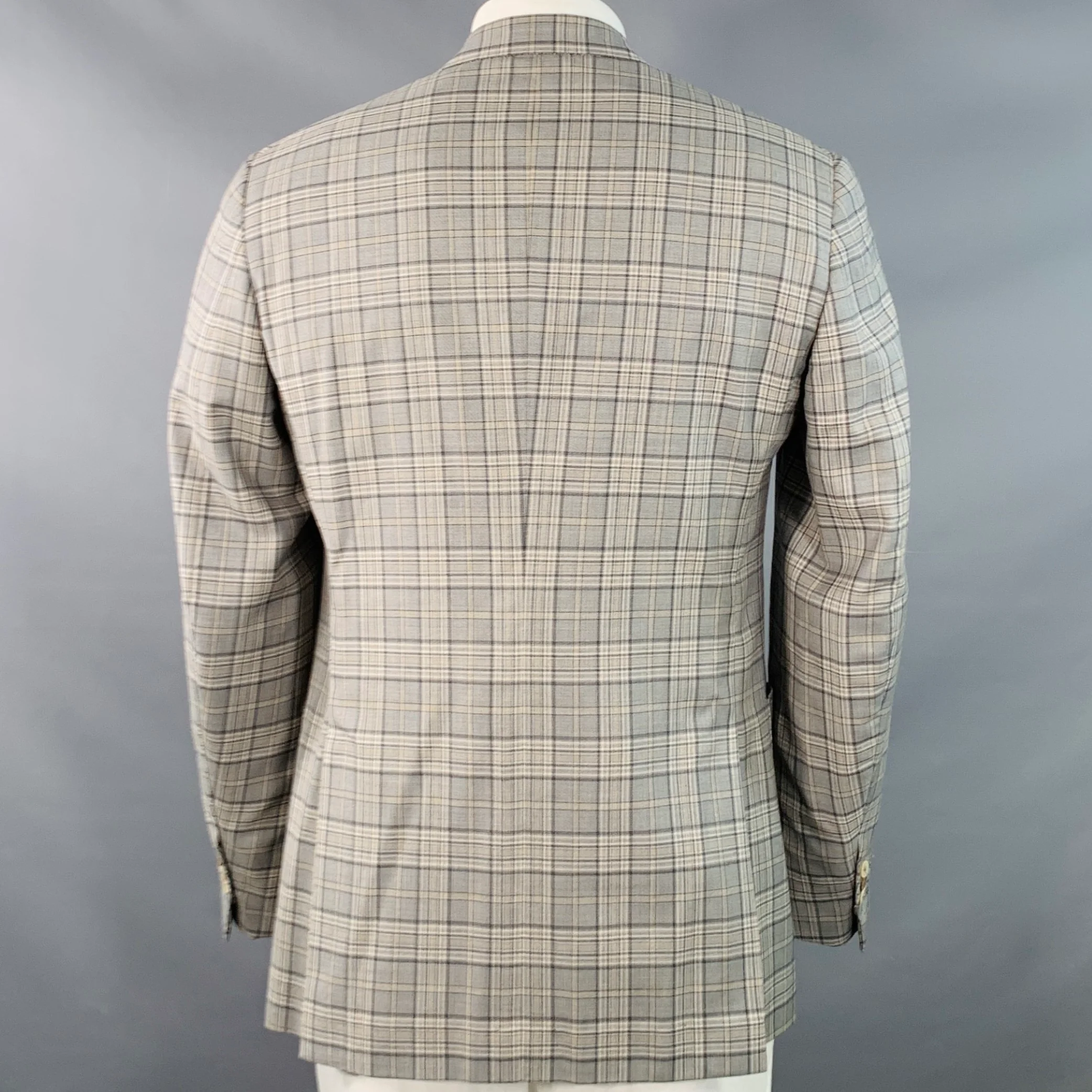 ISAIA Size 44 Long Grey Taupe Plaid Wool Notch Lapel Sport Coat - Image 3