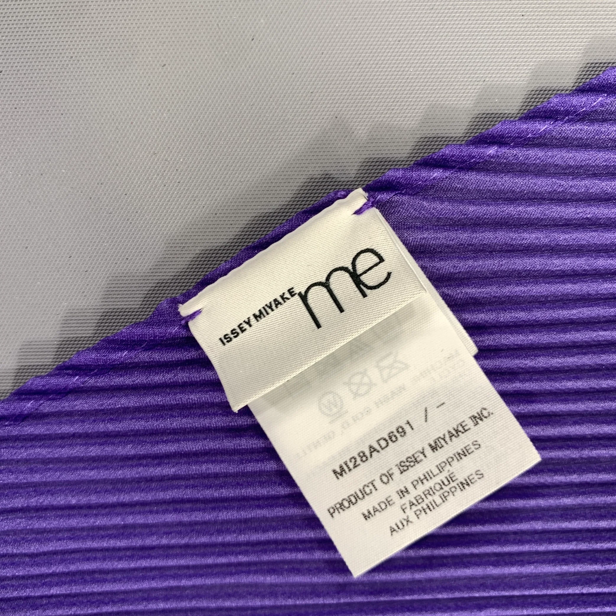 ISSEY MIYAKE Purple Yellow Stripe Polyester Scarves & Shawls - Image 4