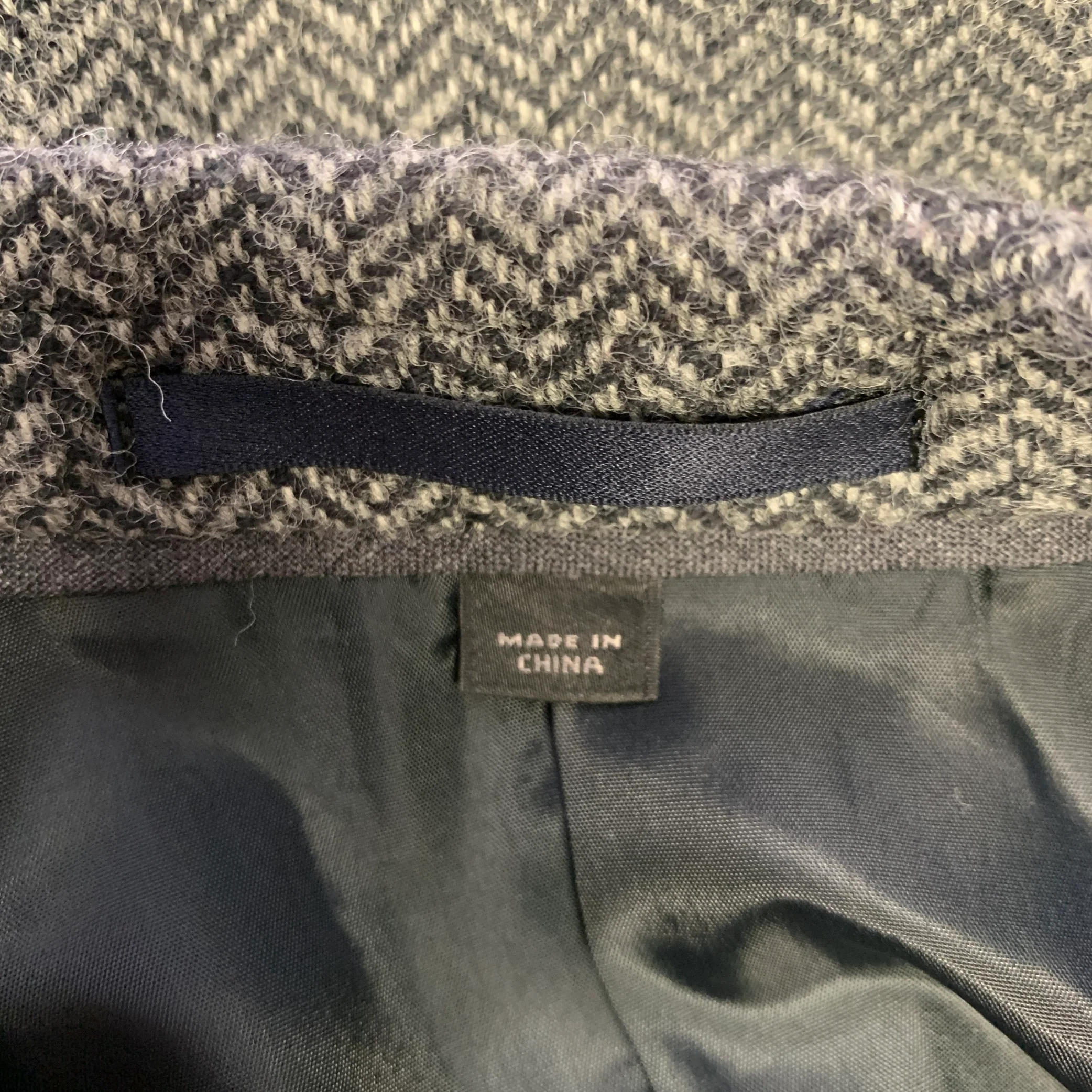 J.CREW Chest Size 40 Regular Grey Black Herringbone Wool Notch Lapel Sport Coat - Image 5