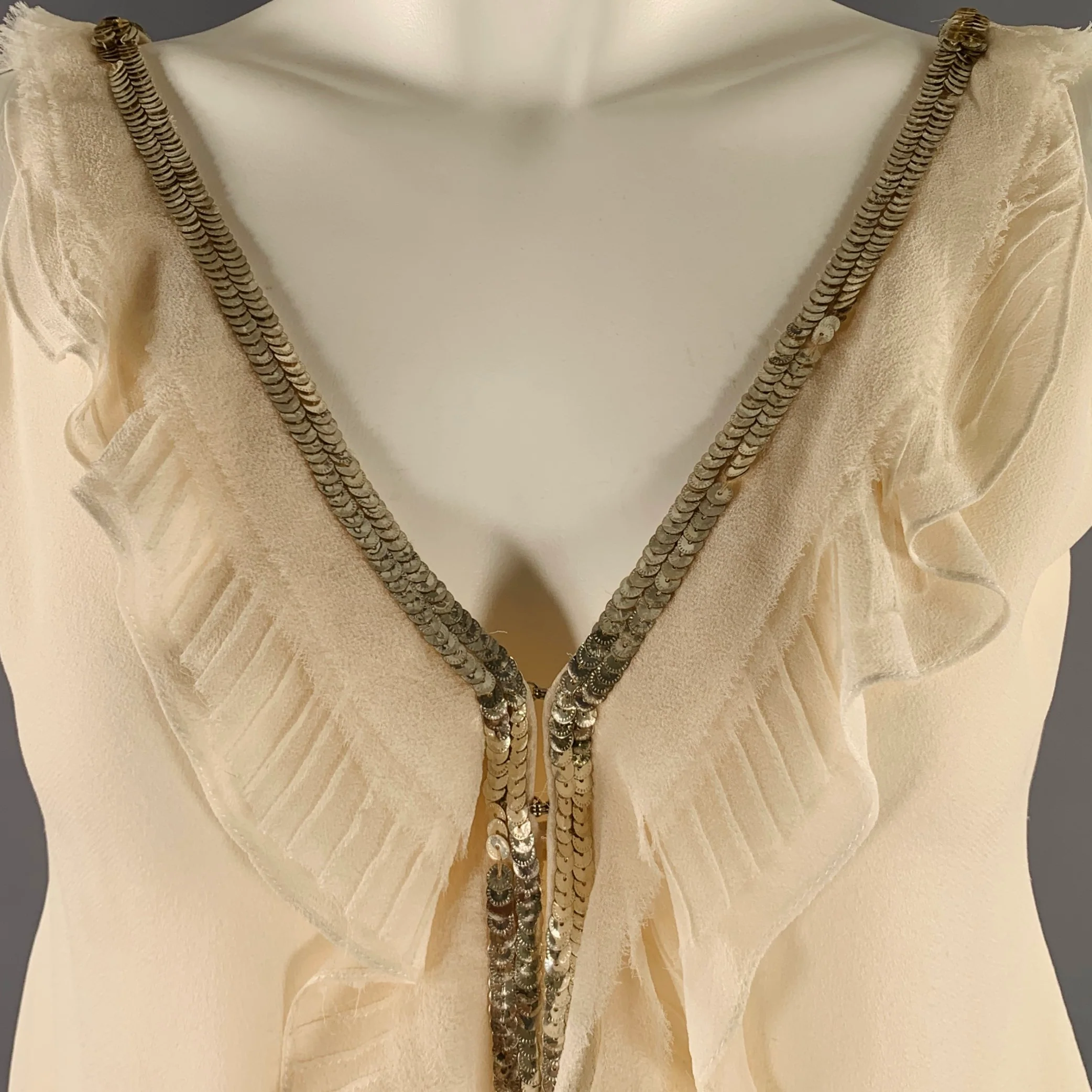 J.MENDEL Size 6 Cream Silk Ruffled Sleeveless Dress Top - Image 2