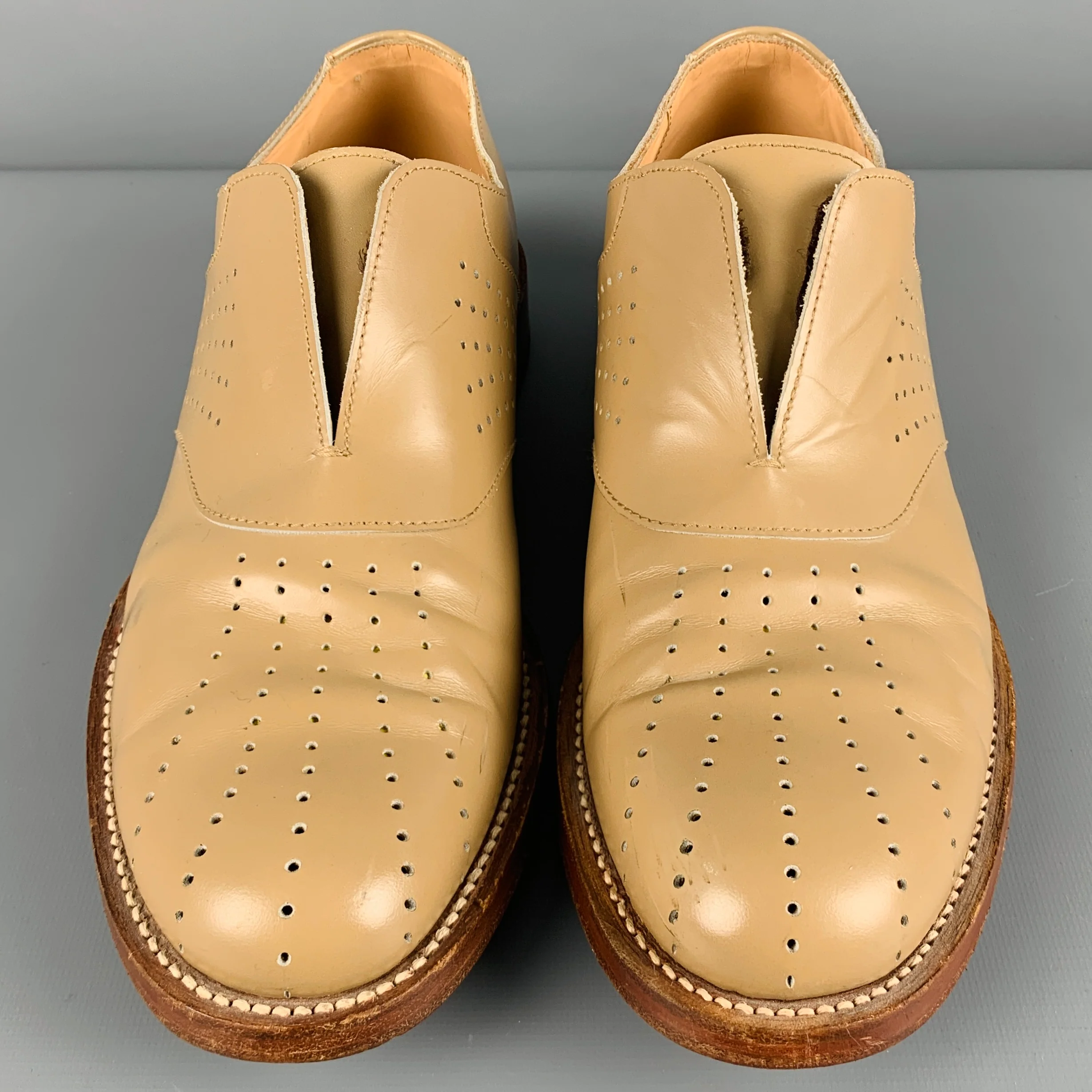 JIL SANDER Size 8.5 Beige Perforated Leather Slip On Loafers - Image 4