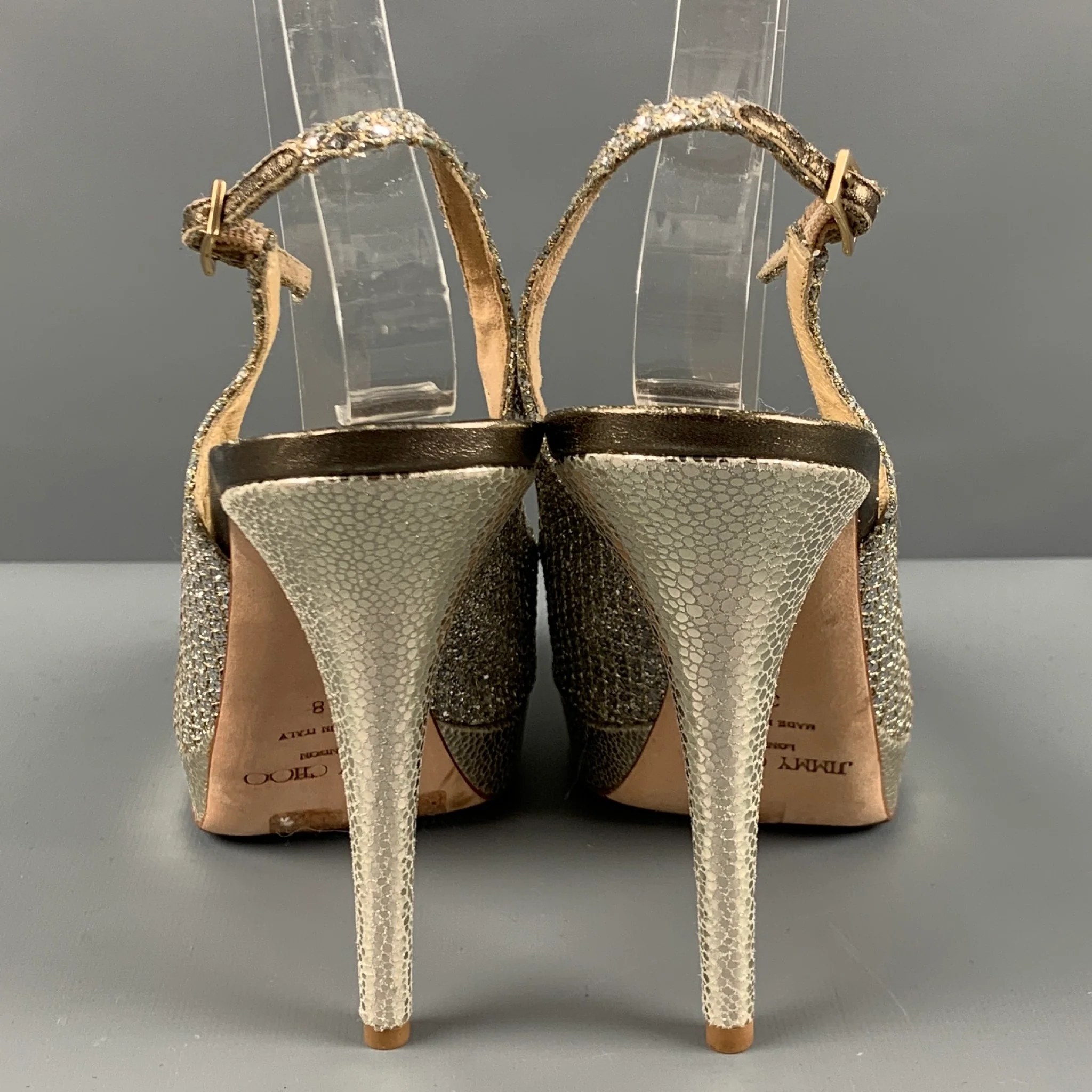 JIMMY CHOO Size 8 Silver Metallic Leather Slingback Sandals - Image 3
