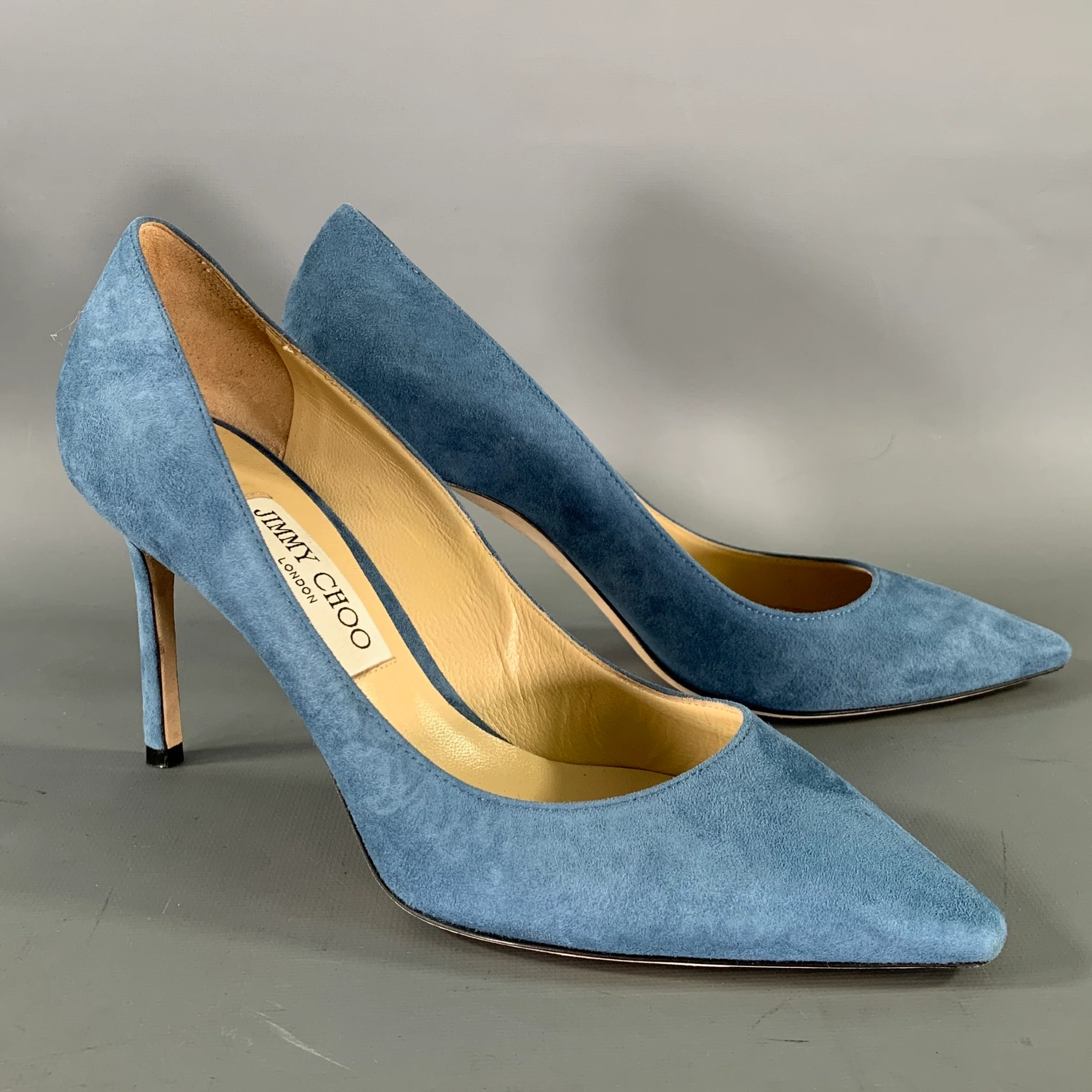 JIMMY CHOO Size 9 Blue Suede J0001474039 Suede Pumps