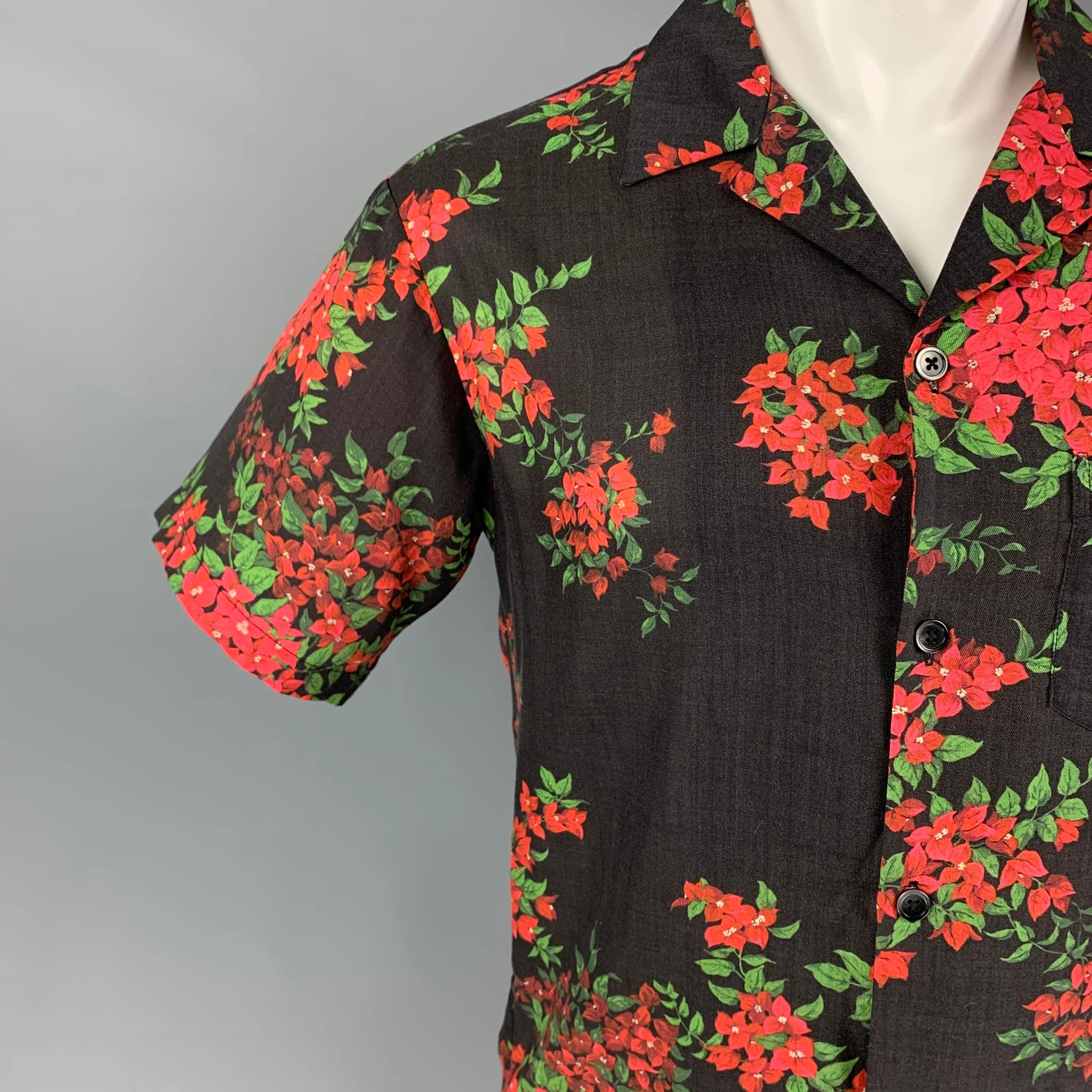 JOHN ELLIOTT SS19 Size S Black Red Floral Print Lyocell Camp Short Sleeve Shirt - Image 2