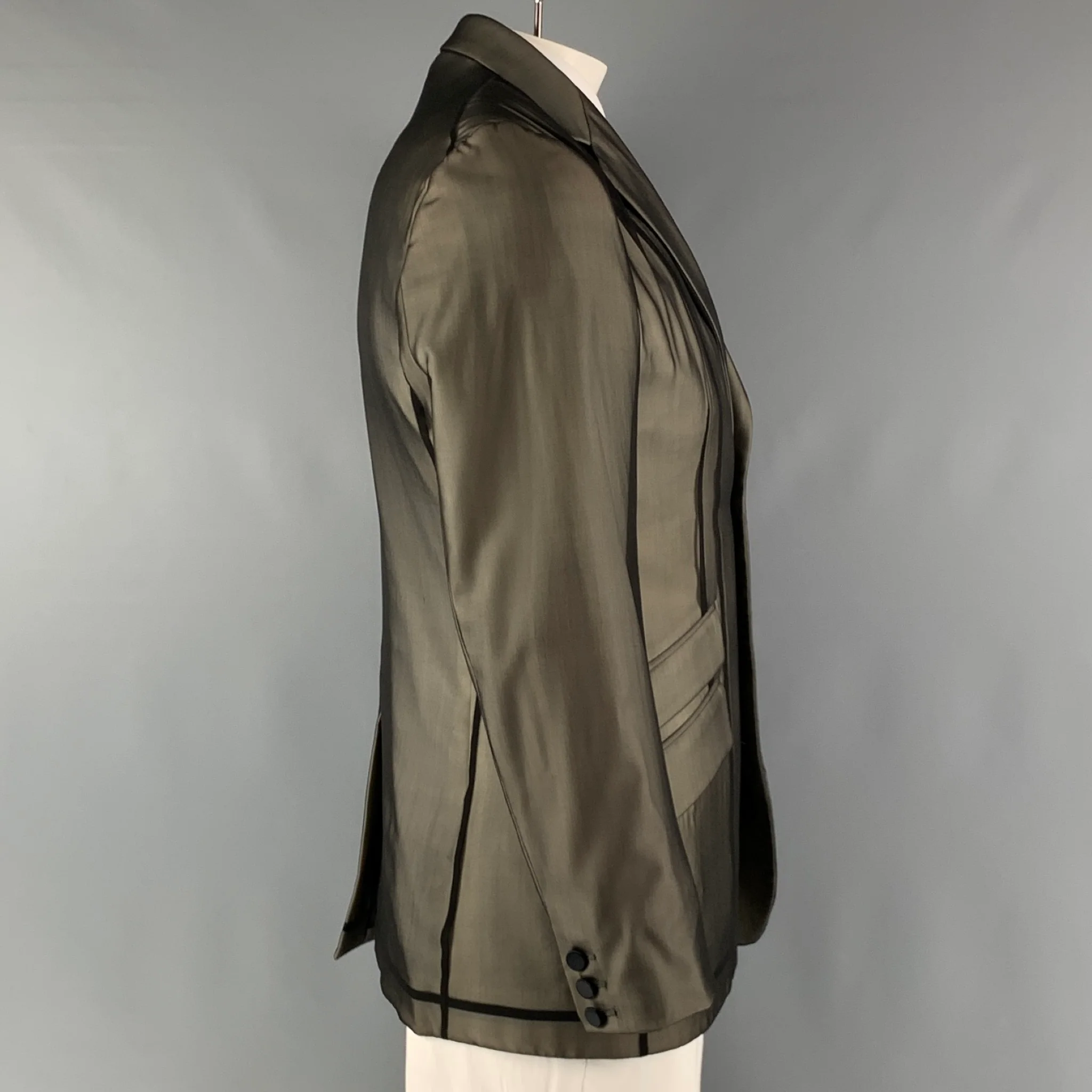 JOHN GALLIANO Size 42 Beige Black Silk 3 Button Sport Coat - Image 3