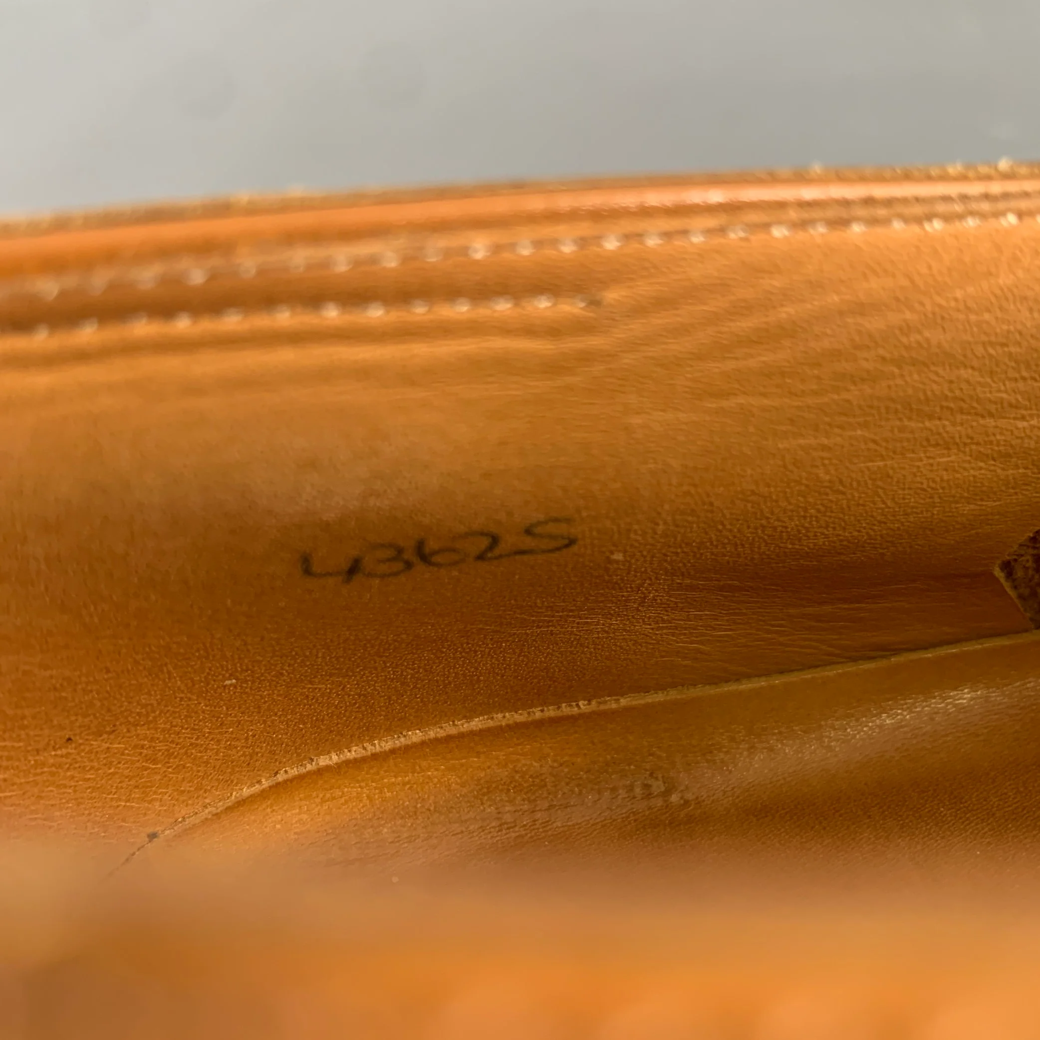 JOHN LOBB Size 9.5 Tan Leather Tassels Loafers - Image 7