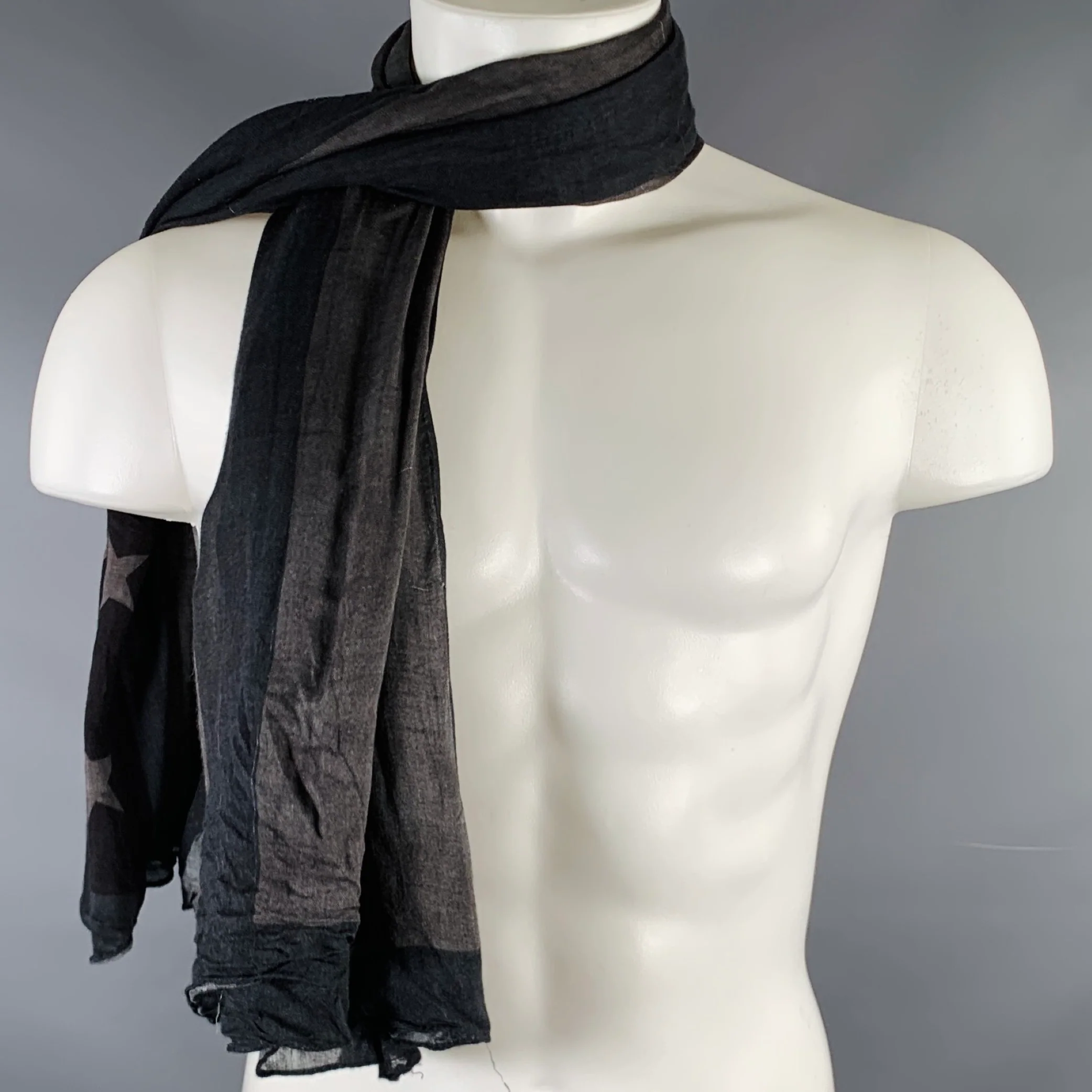 JOHN VARVATOS Grey Charcoal USA Flag Scarf - Image 5