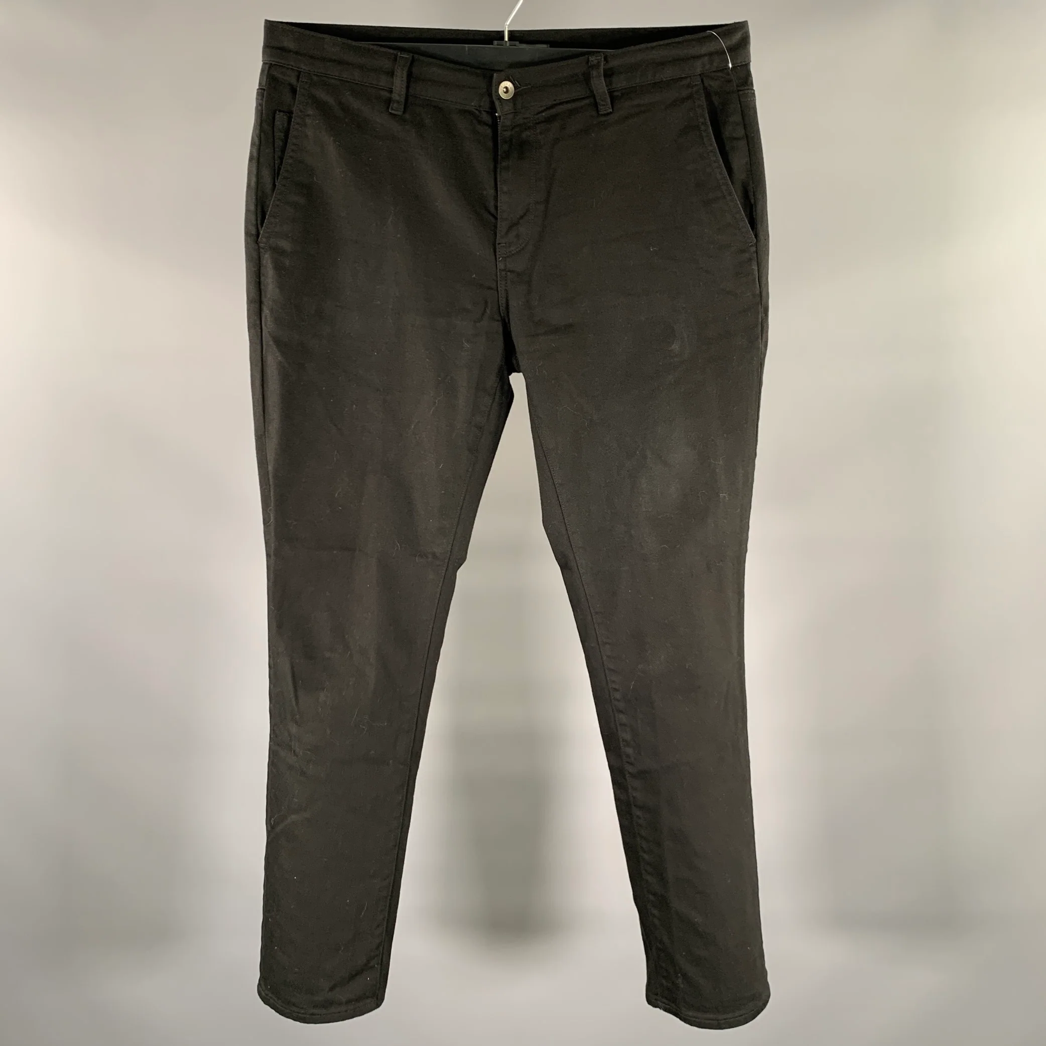 JOHN VARVATOS Size 36 Black Cotton Blend Jean Cut Casual Pants