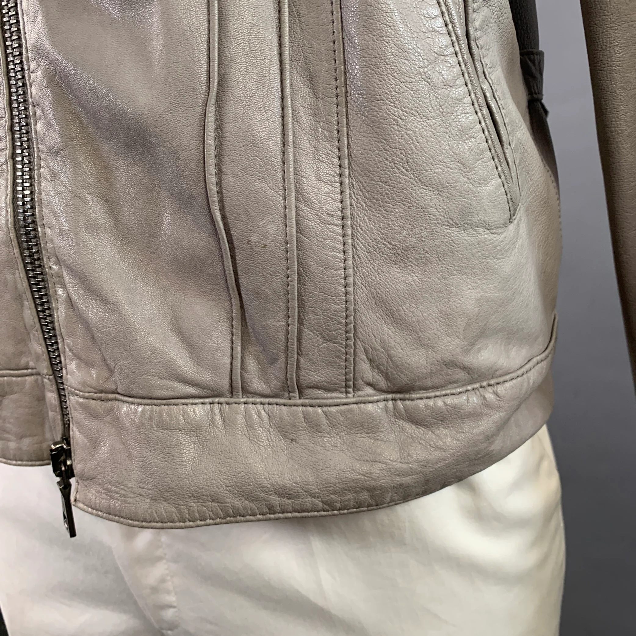JOHN VARVATOS Size L Grey Leather Zip Up Moto Racer Jacket - Image 12
