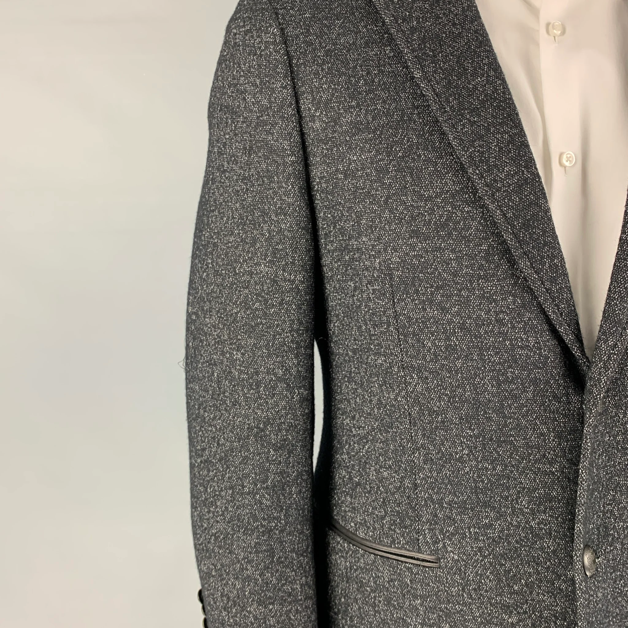 JOHN VARVATOS * U.S.A. Size 42 Black Grey Heather Notch Lapel Sport Coat - Image 2