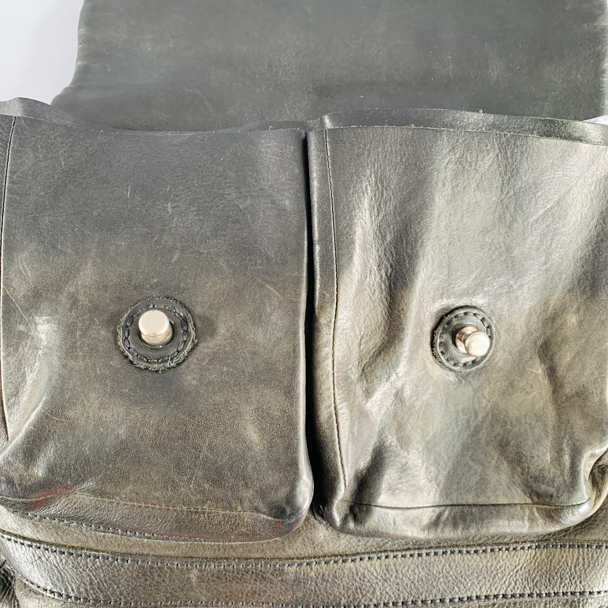 JOHNNY FARAH Black Leather Crossbody Messenger Bag - Image 5