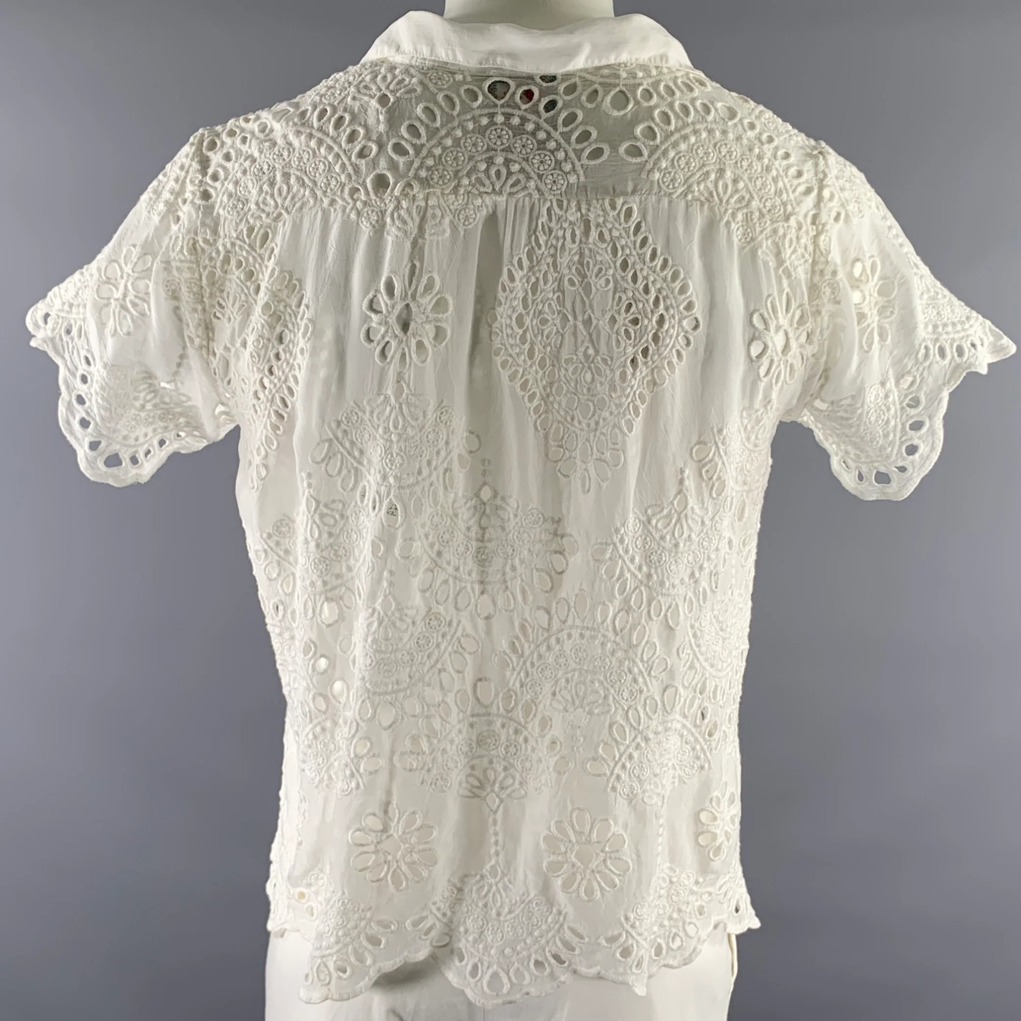 JOHNNY WAS Size XL White Rayon Doily Camp Collar Short Sleeve Shirt - Image 4