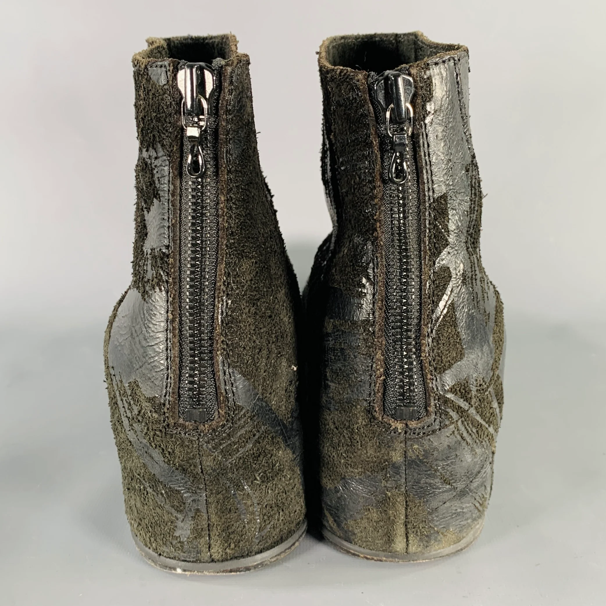 JULIUS_7 Size 9.5 Black Distressed Roughout Leather Wedge Boots - Image 3