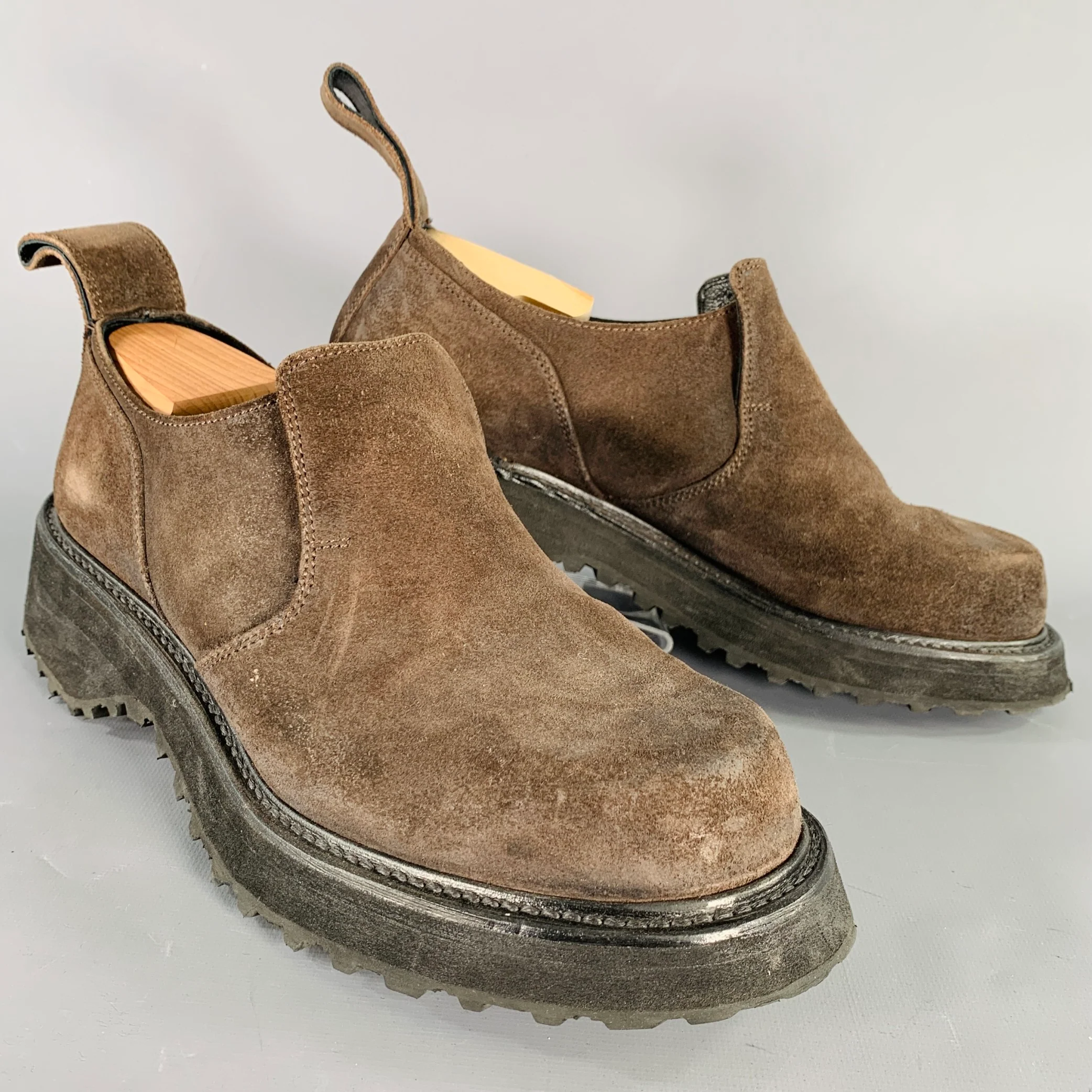JULIUS_7 Size 9.5 Brown Black Suede Chunky Tread Sole Loafers