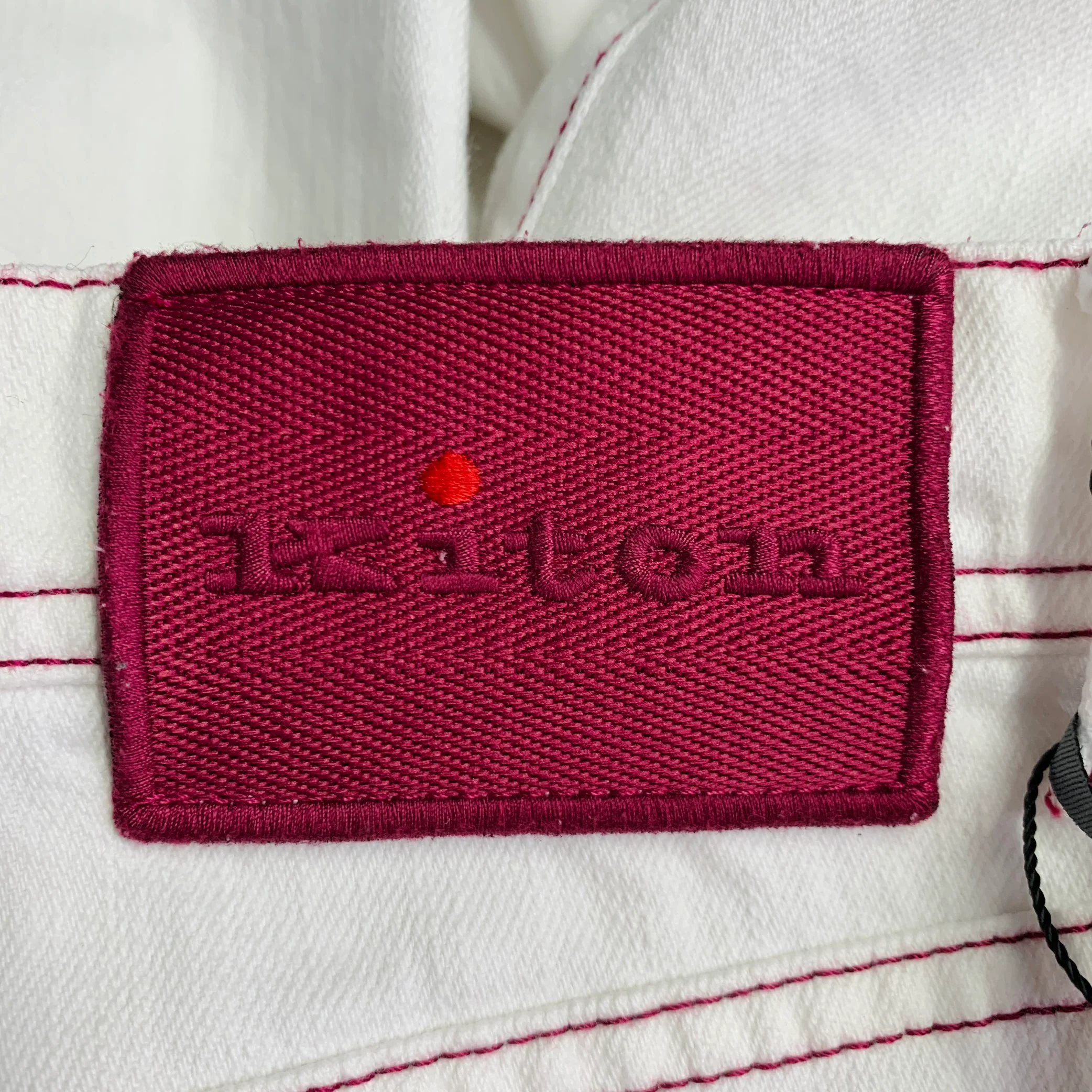 KITON Size 34 White Red Contrast Stitch Distressed Cotton Straight Jeans - Image 5