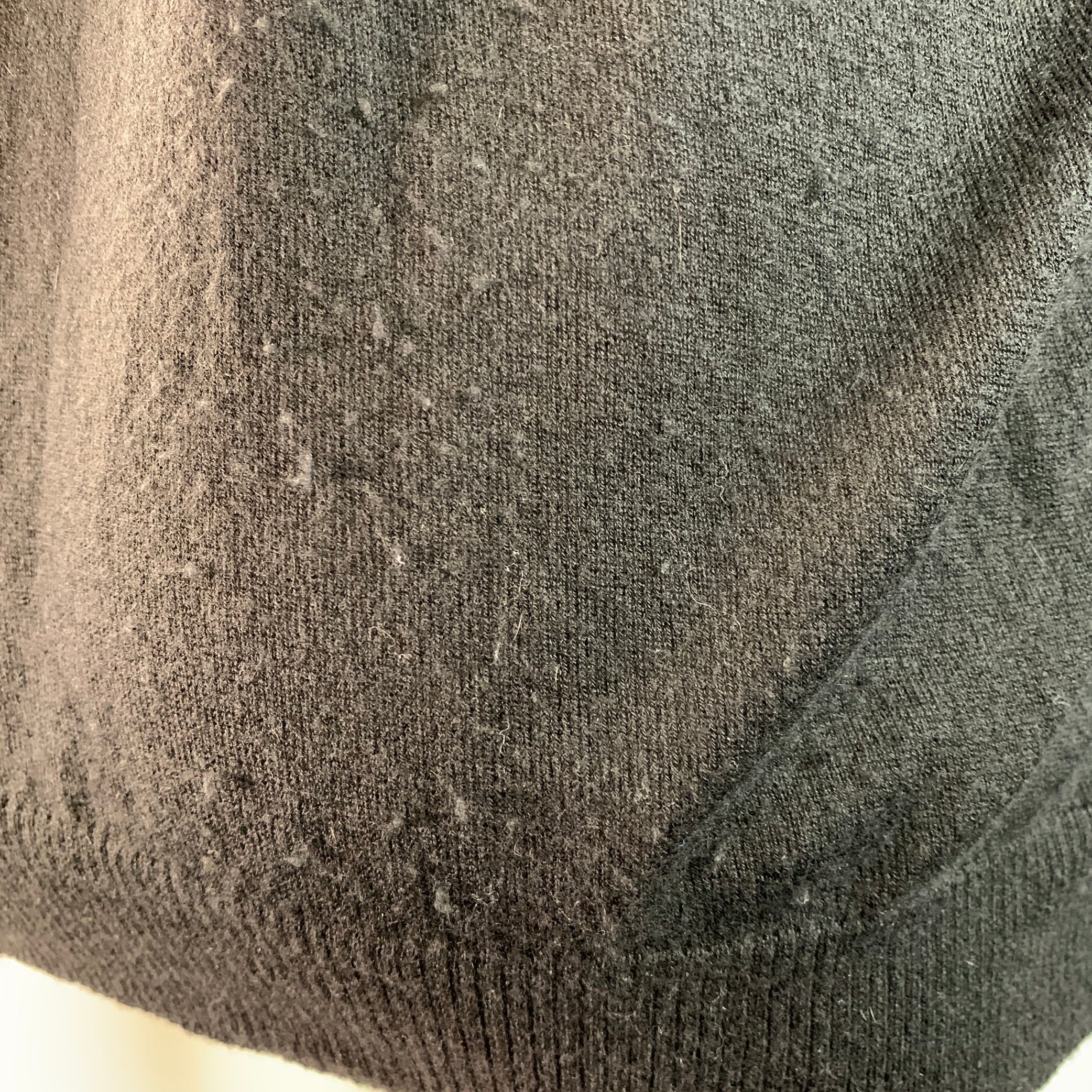 KUNA Size M Black Knitted Vicuna V-Neck Pullover - Image 4