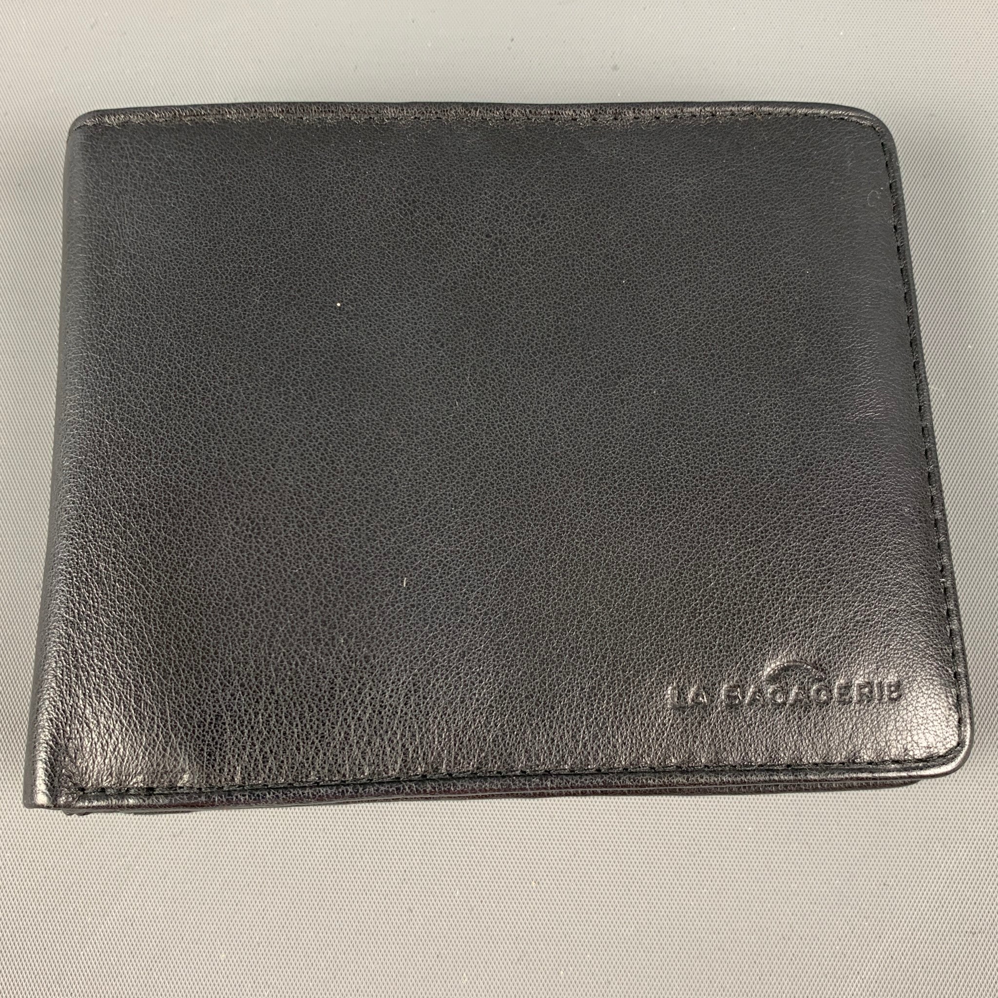 LA BAGAGERIE Black Leather Wallet