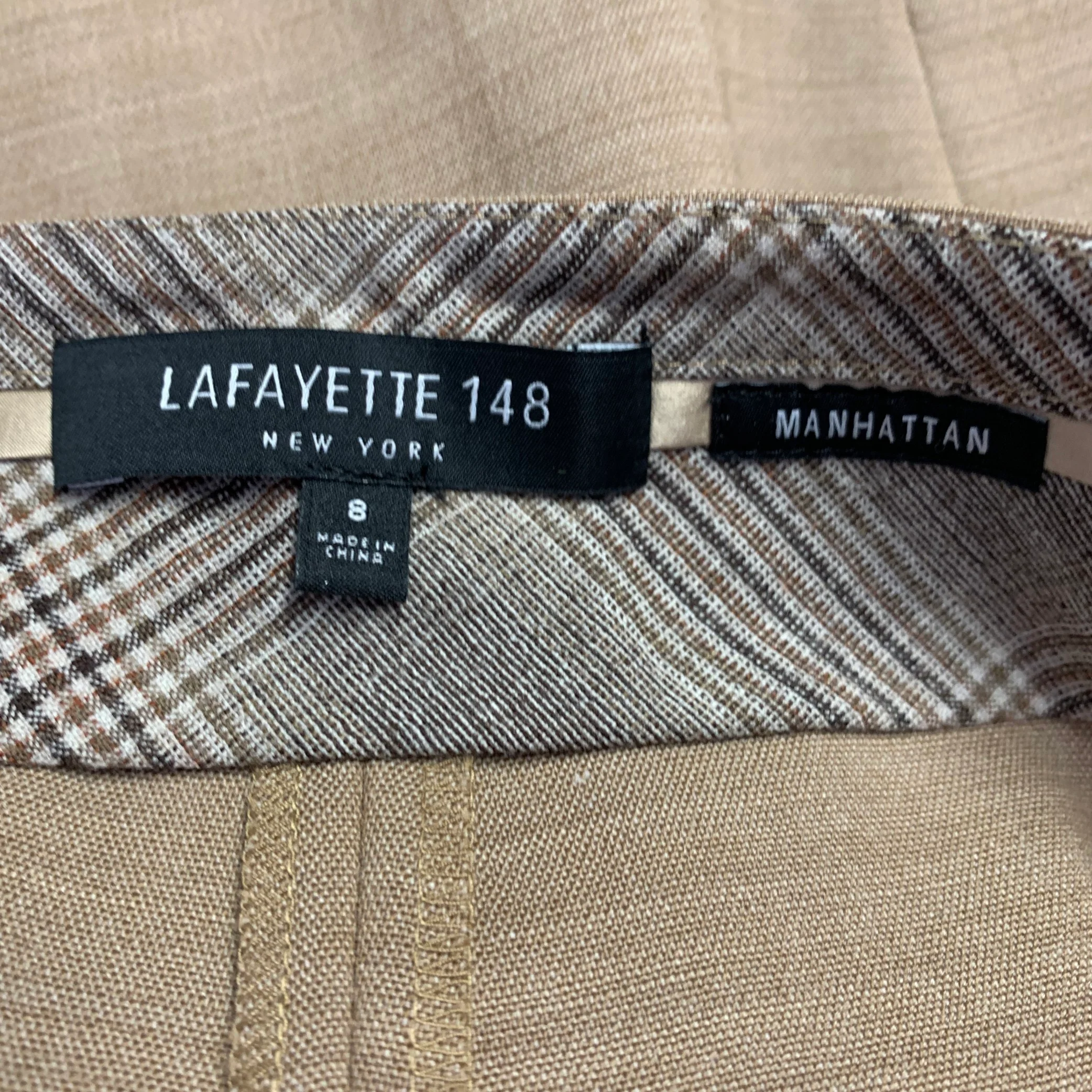 LAFAYETTE 148 Size 8 Tan Wool Blend Cropped Dress Pants - Image 3