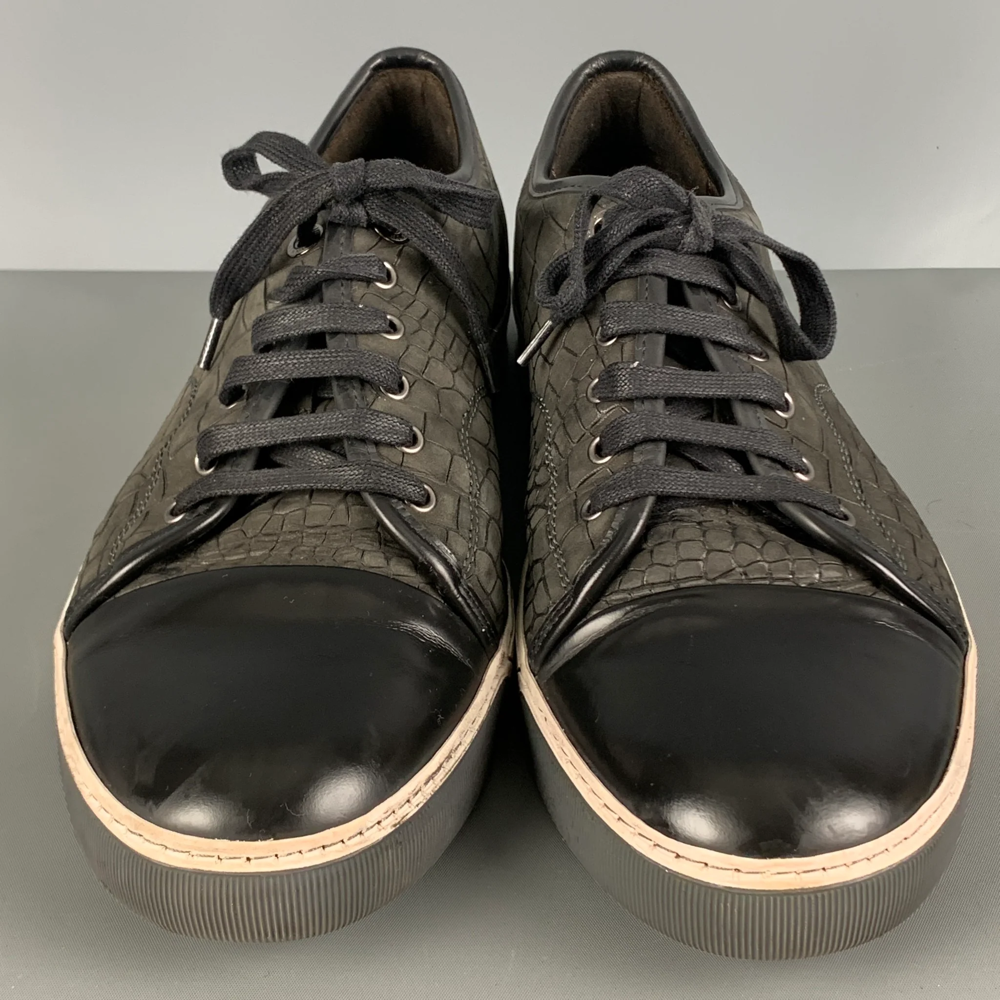 LANVIN Size 11 Black Textured Lace Sneakers - Image 4