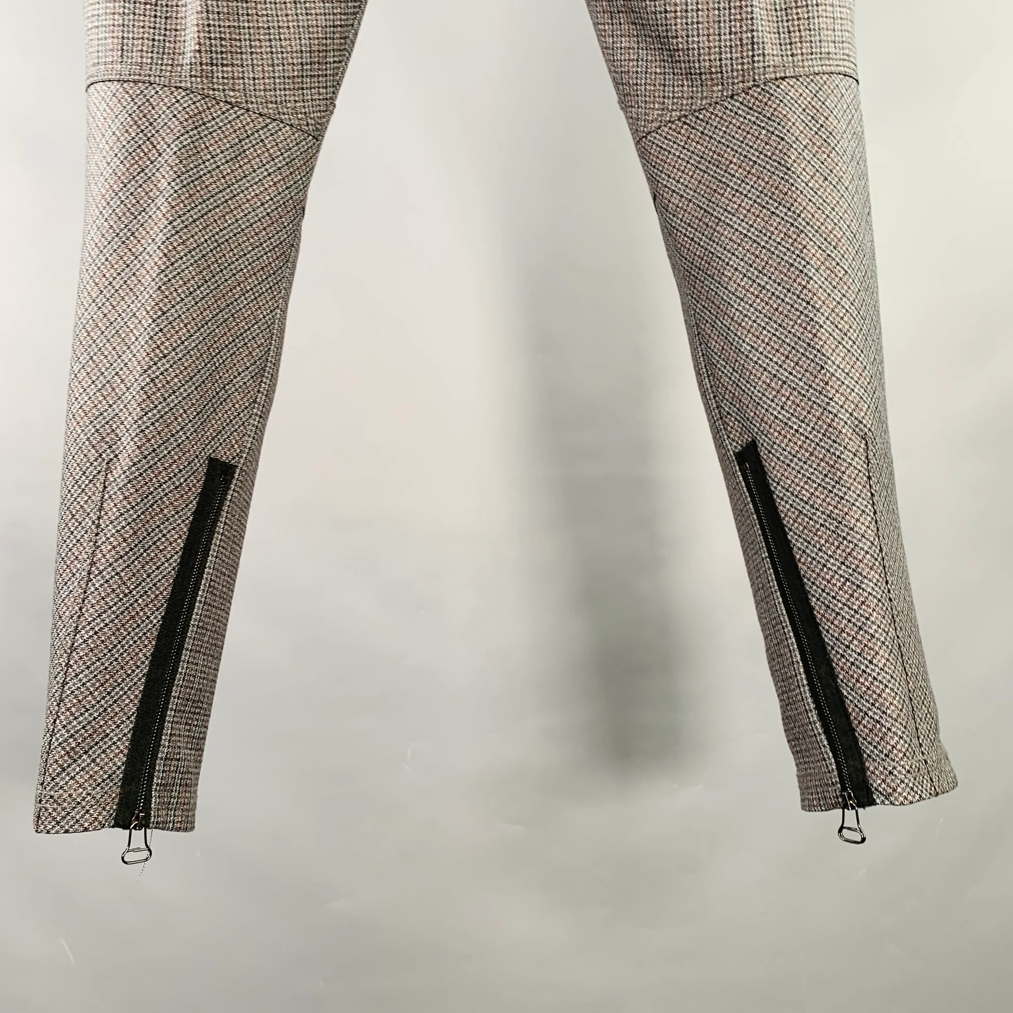 LANVIN Size 32 Grey Black Burgundy Plaid Wool Ankle Zip Flat Front Dress Pants - Image 5