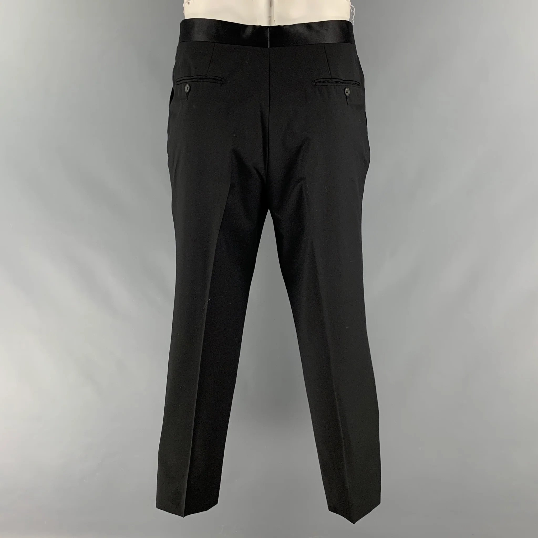 LANVIN Size 46 Black Solid Wool Mohair Peak Lapel Tuxedo - Image 6