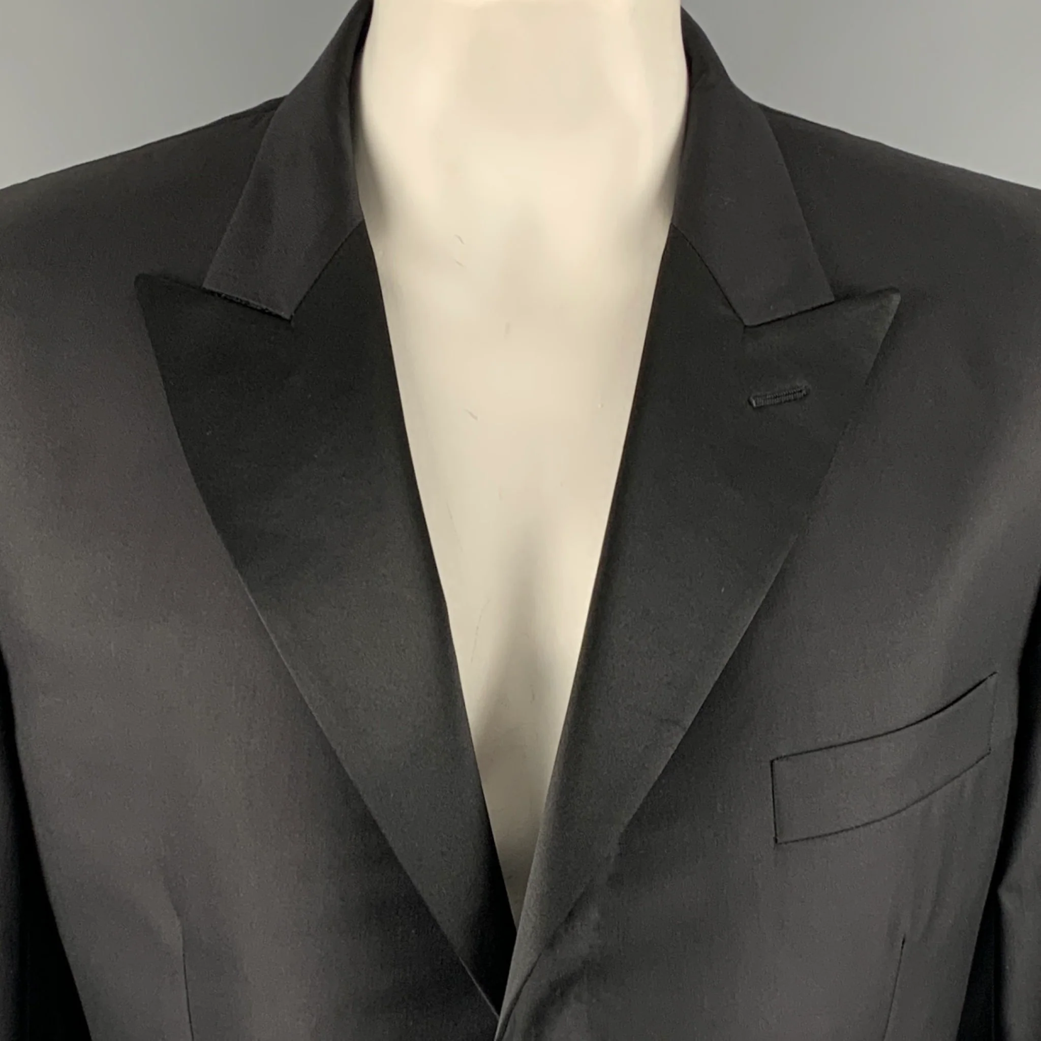 LANVIN Size 46 Black Wool Silk Tuxedo Sport Coat - Image 2