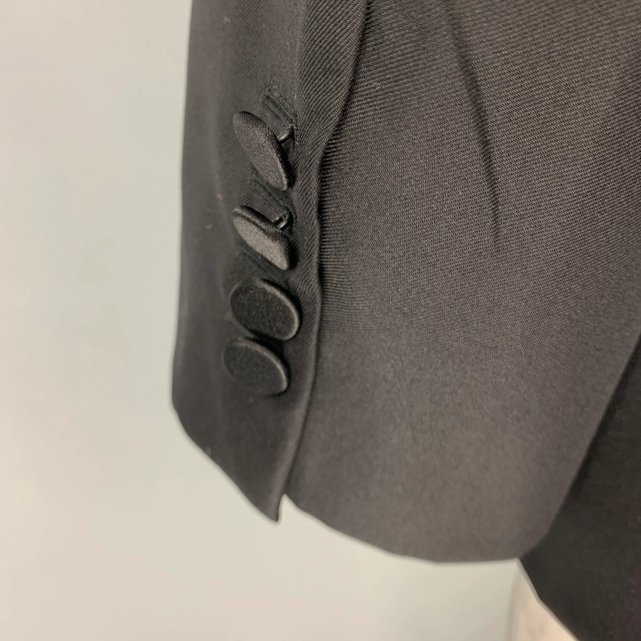 LANVIN Size 46 Black Wool Silk Tuxedo Sport Coat - Image 5