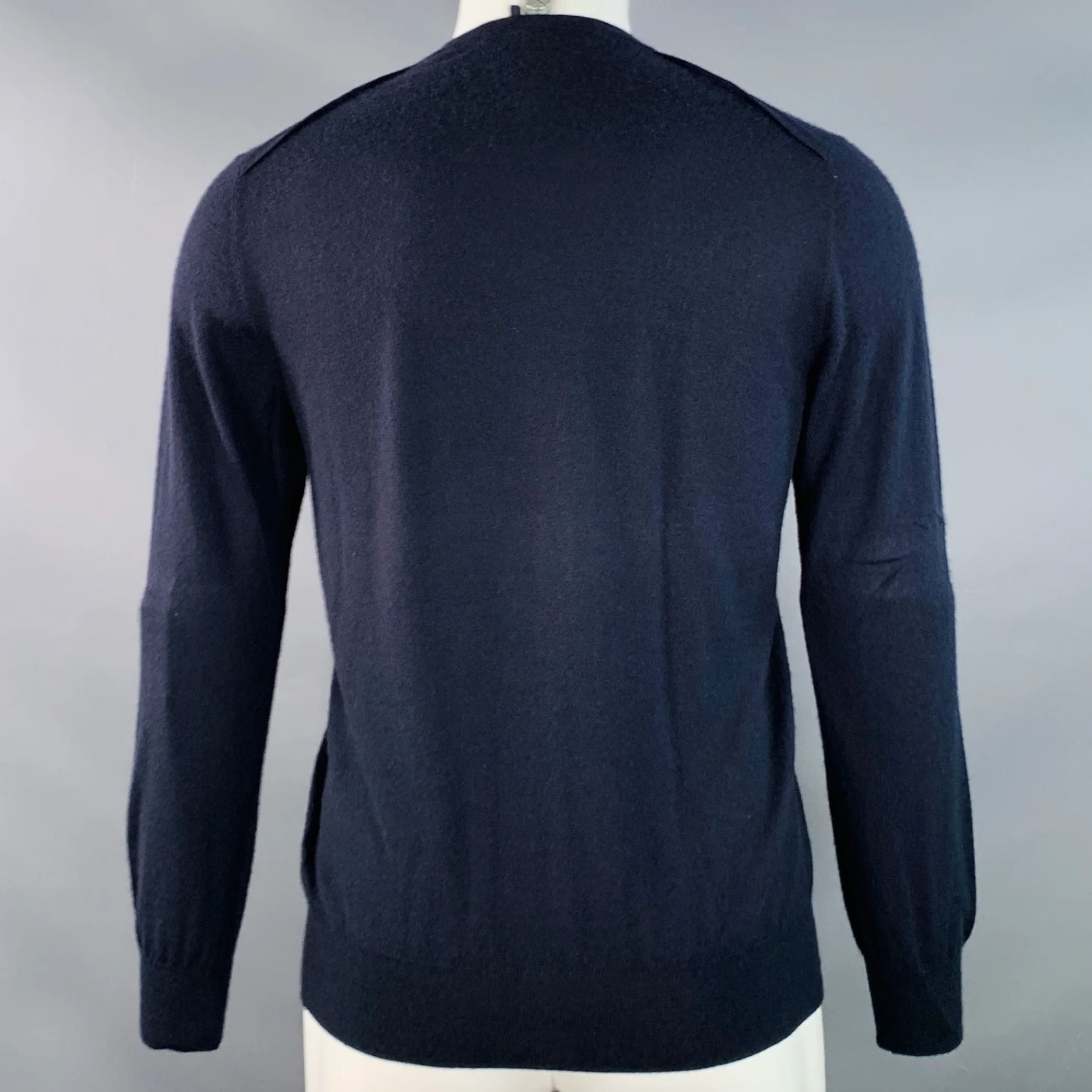 LANVIN Size M Navy Cashmere Reverse Seams V-Neck Pullover - Image 3