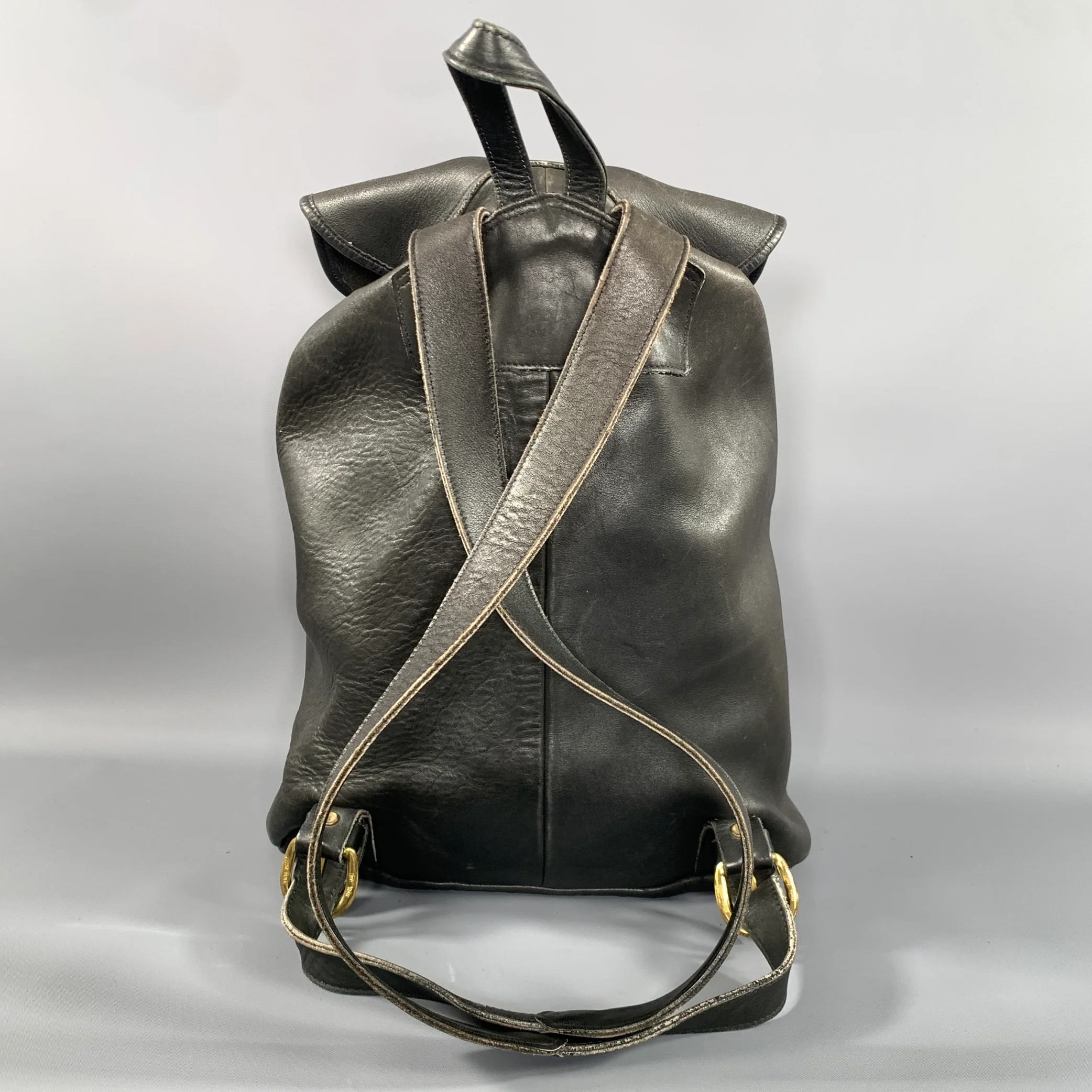 LAURA IN USA Size One Size Black Crackled Leather Backpack - Image 3