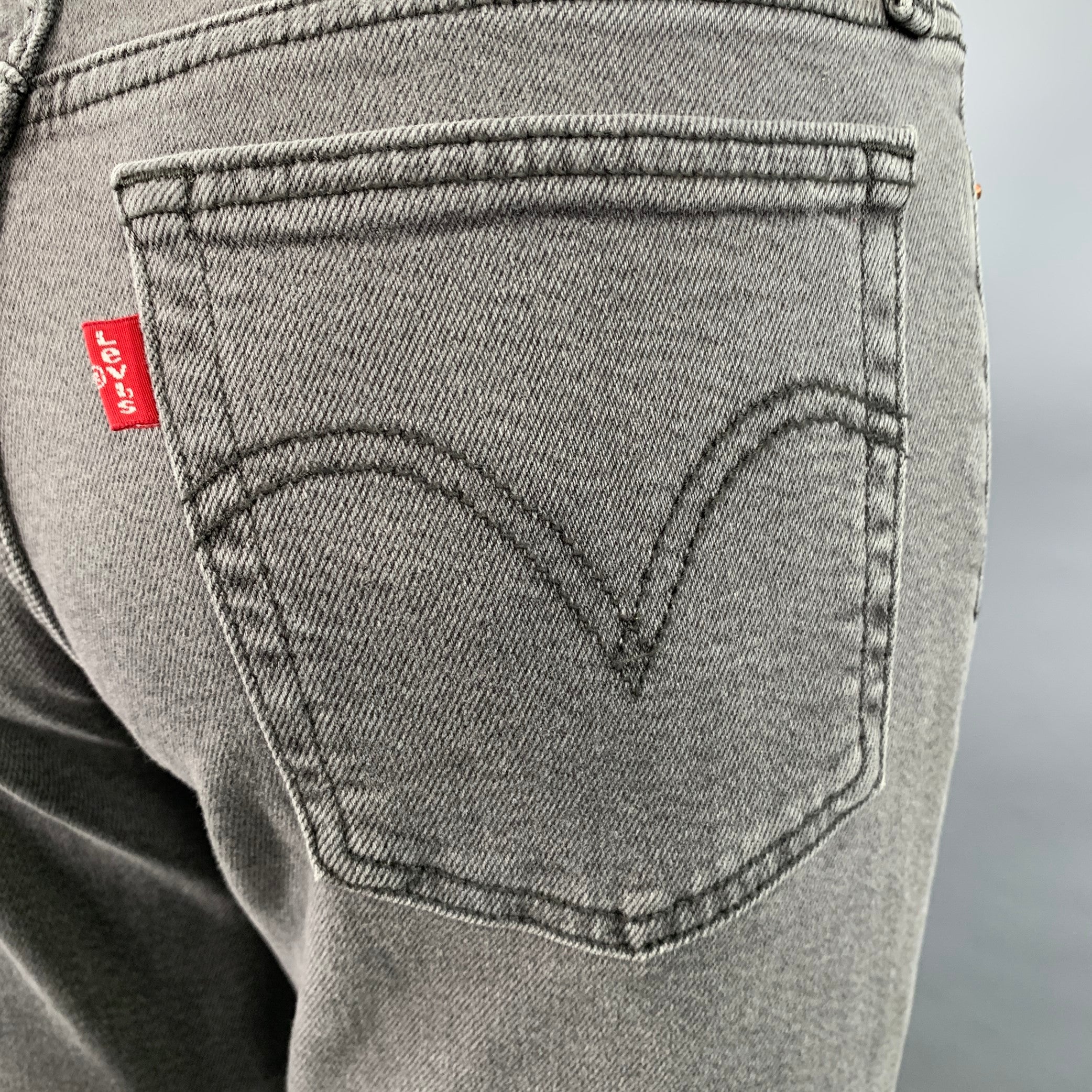 LEVI STRAUSS Size 27 Wedgie Straight Grey Cotton Blend Button Fly Jeans - Image 4
